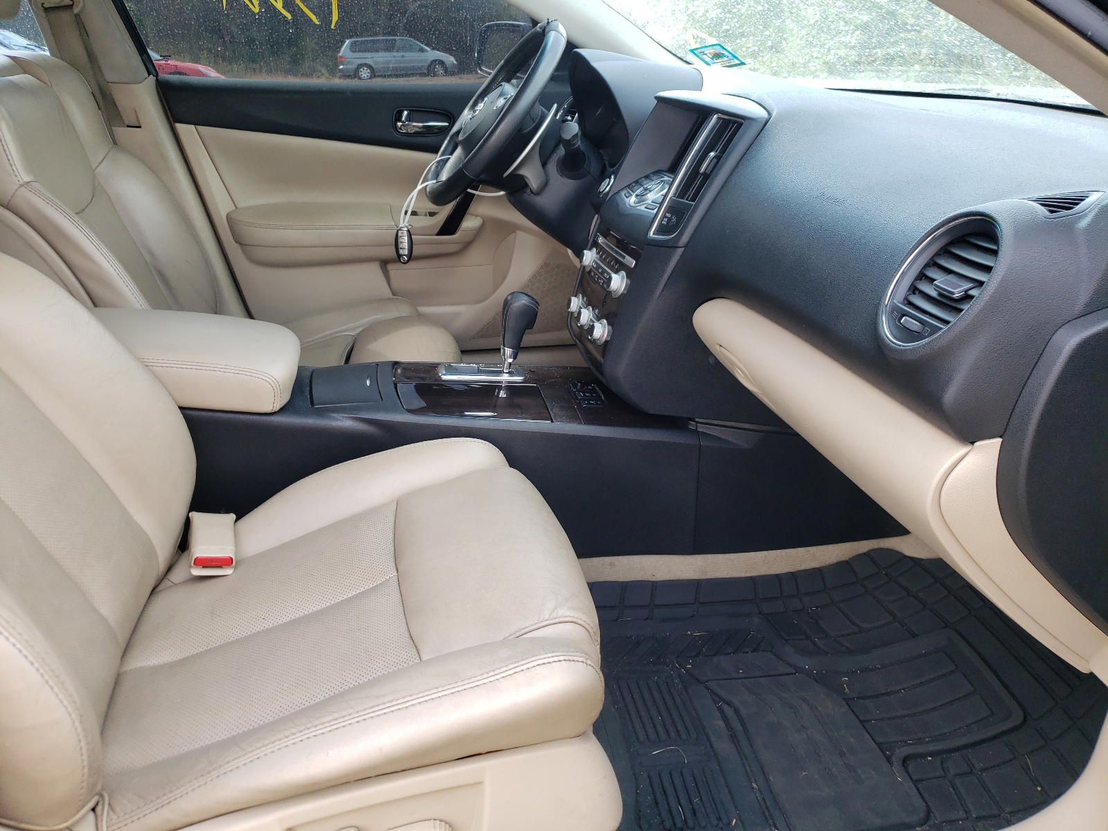 Photo 5 from auction – 2012 NISSAN MAXIMA S with VIN 1N4AA5AP3CC832211