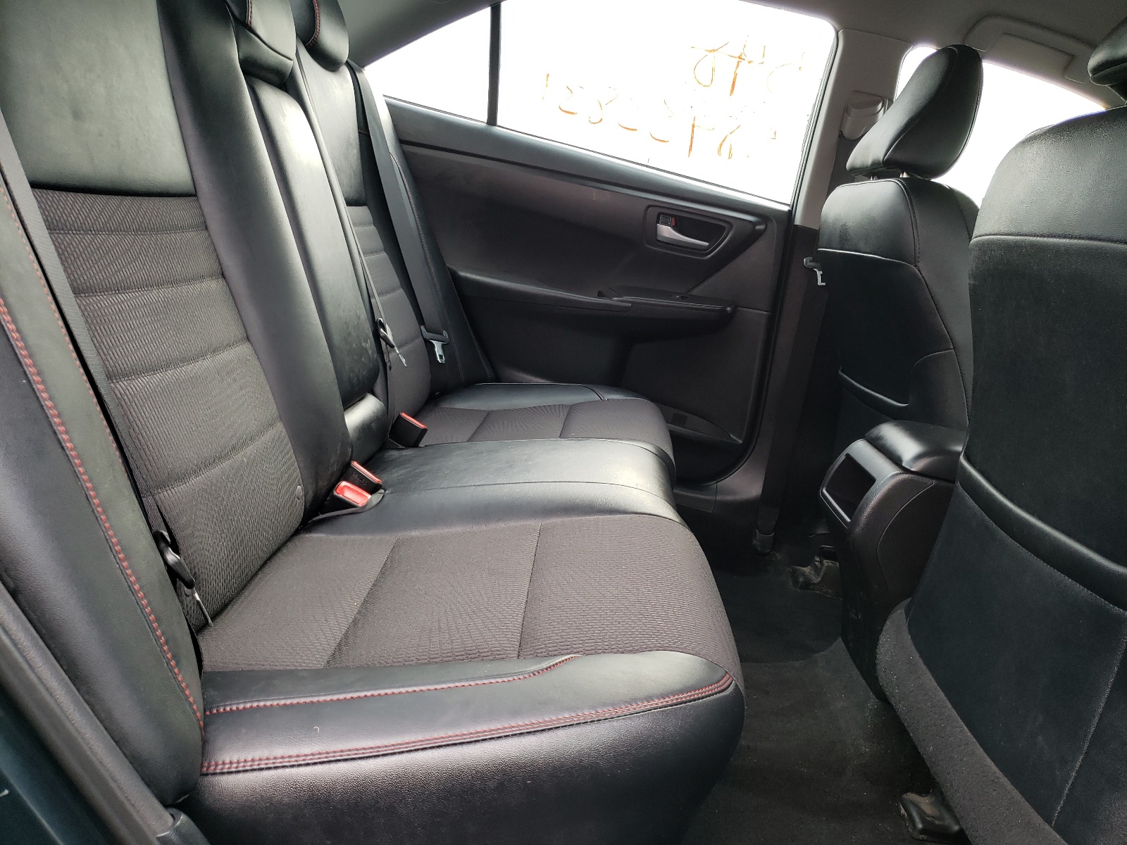 Photo 6 from auction – 2017 TOYOTA CAMRY LE with VIN 4T1BF1FK3HU809093
