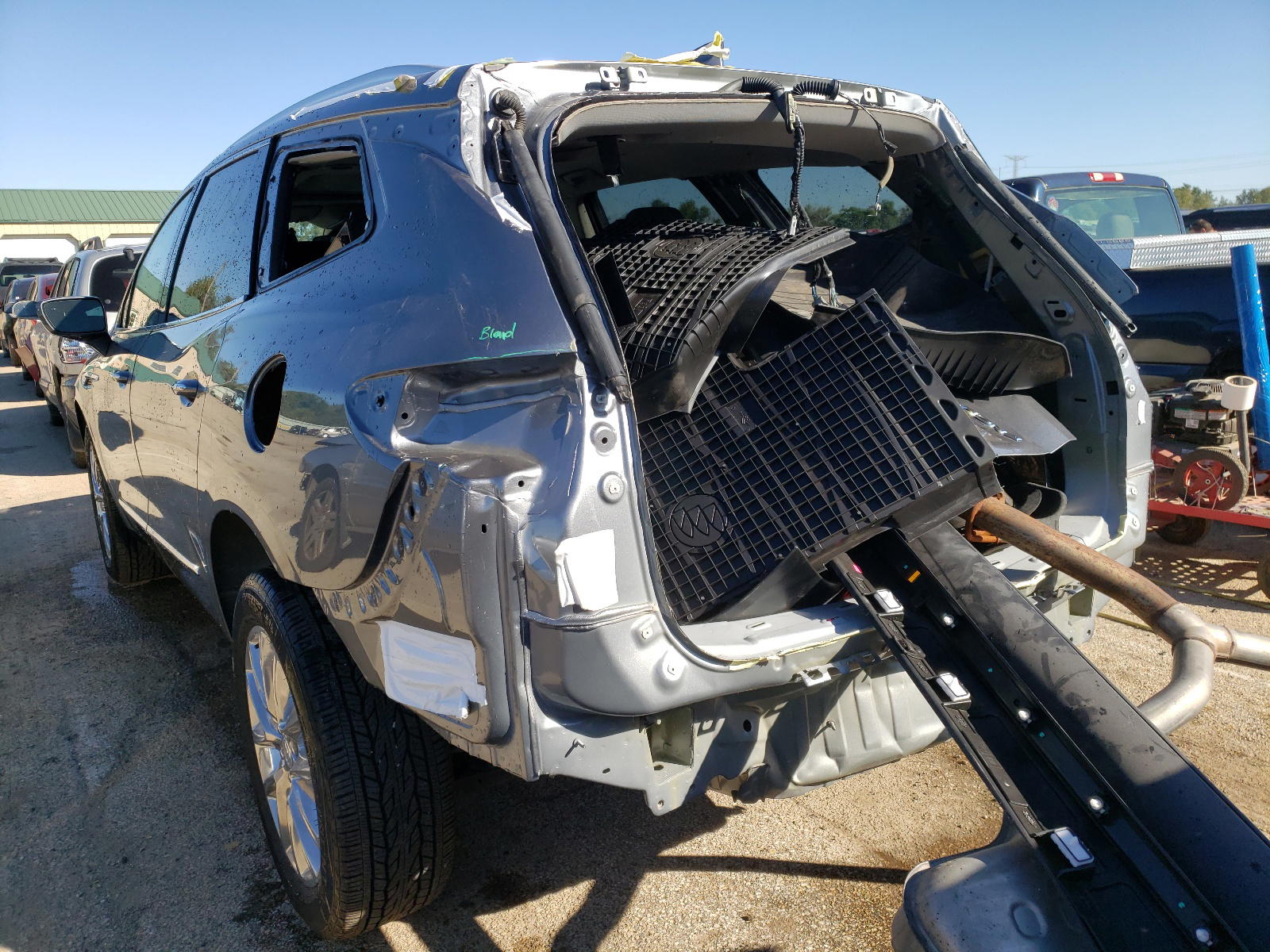Photo 3 from auction – 2020 BUICK ENCLAVE PR with VIN 5GAERCKW6LJ159751