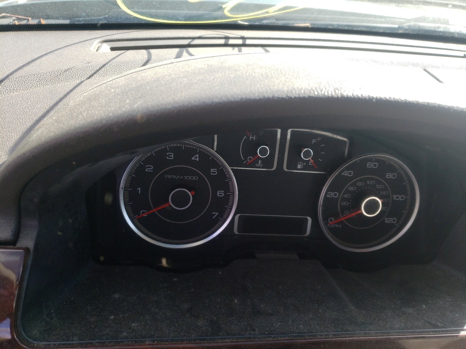 Photo 8 from auction – 2008 FORD TAURUS SEL with VIN 1FAHP24W98G105931
