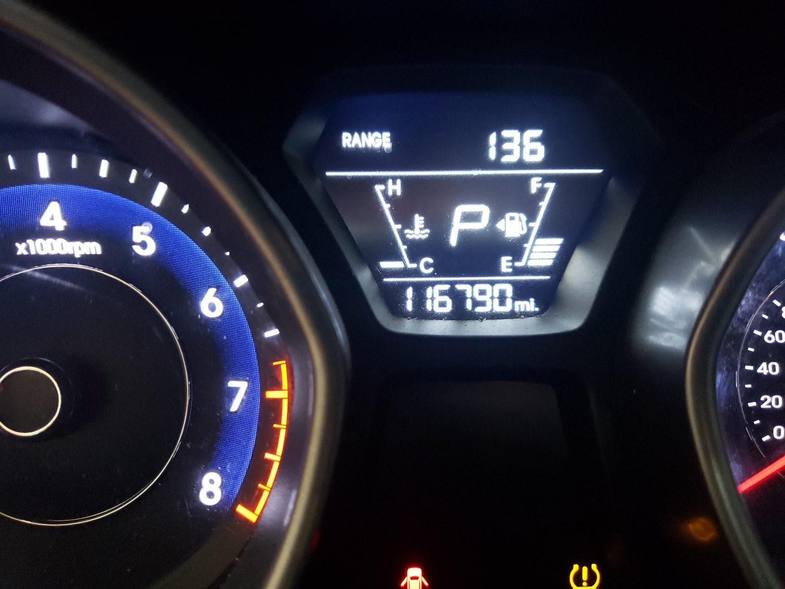 Photo 8 from auction – 2016 HYUNDAI ELANTRA SE with VIN 5NPDH4AE2GH773027
