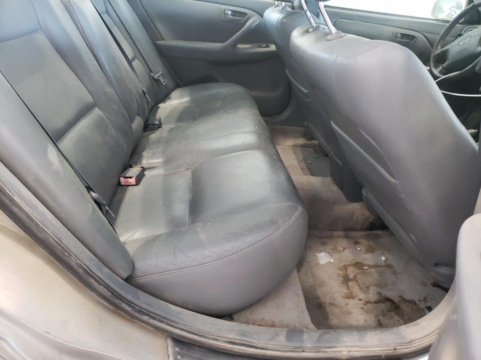 Photo 6 from auction – 2001 TOYOTA CAMRY LE with VIN 4T1BF28K51U122867