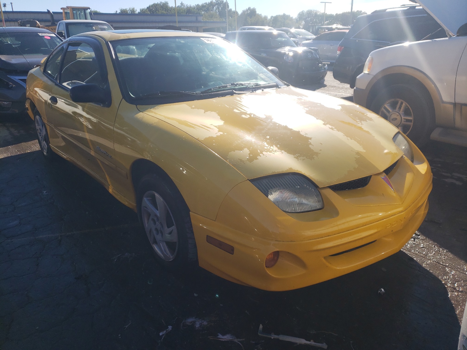 PONTIAC SUNFIRE SE 2002 with VIN 1G2JB124827488326 - Photo from auction