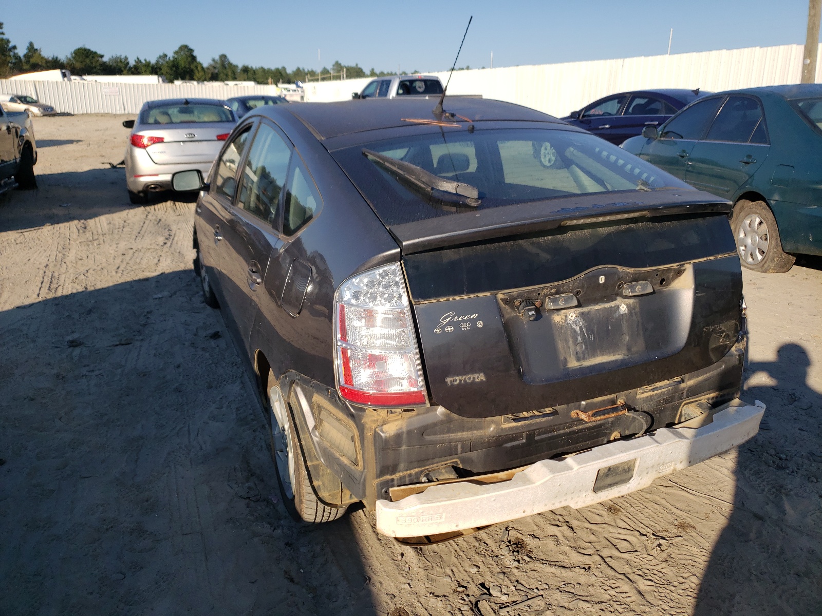 Photo 3 from auction – 2007 TOYOTA PRIUS with VIN JTDKB20U373260922