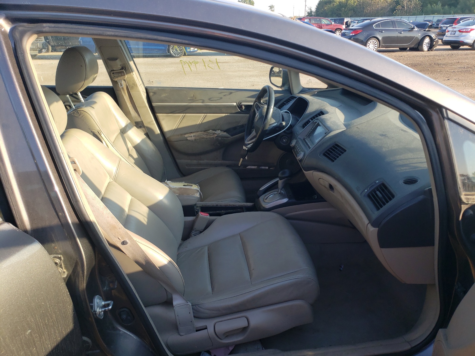 Photo 5 from auction – 2009 HONDA CIVIC EXL with VIN 19XFA16929E007023