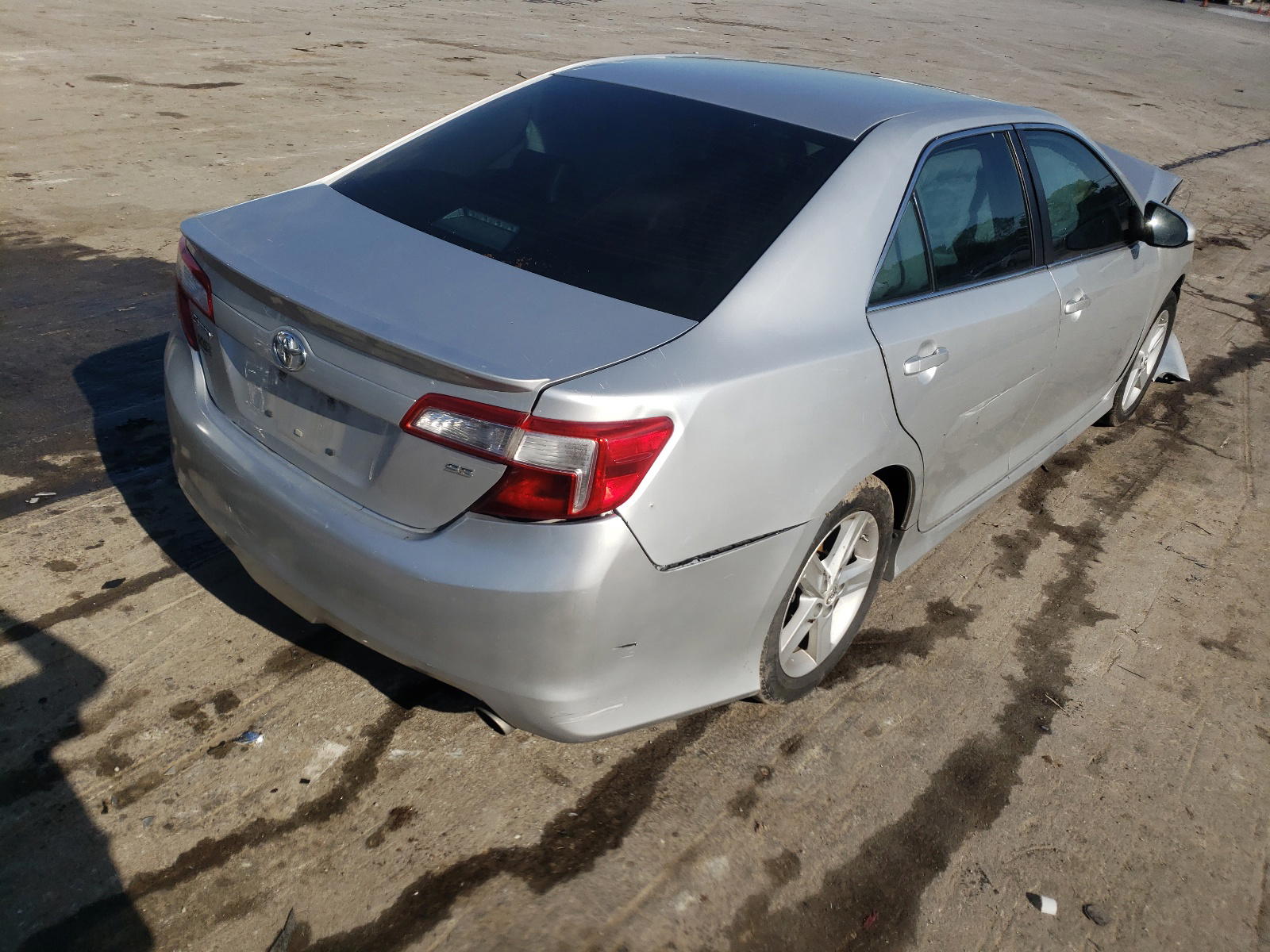 Photo 4 from auction – 2012 TOYOTA CAMRY BASE with VIN 4T1BF1FK5CU601774
