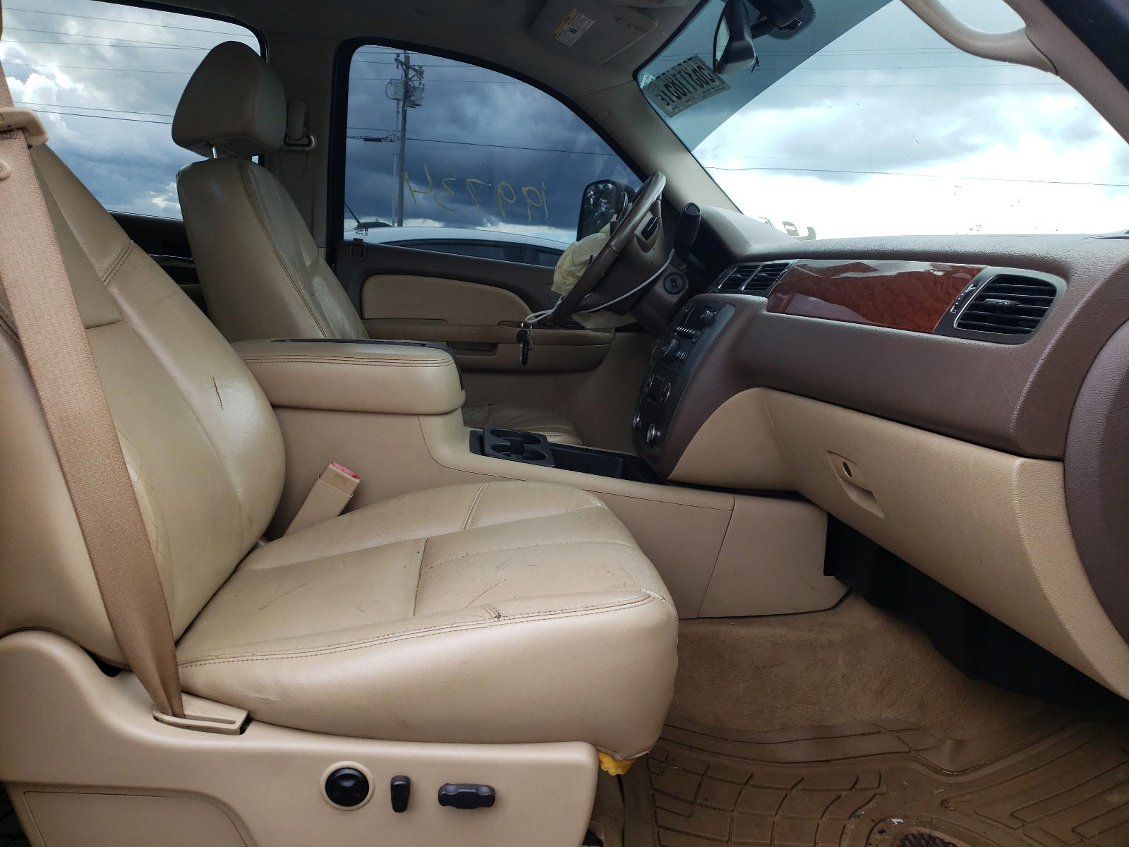 Photo 5 from auction – 2007 GMC NEW SIERRA with VIN 2GTEK13MX71584216