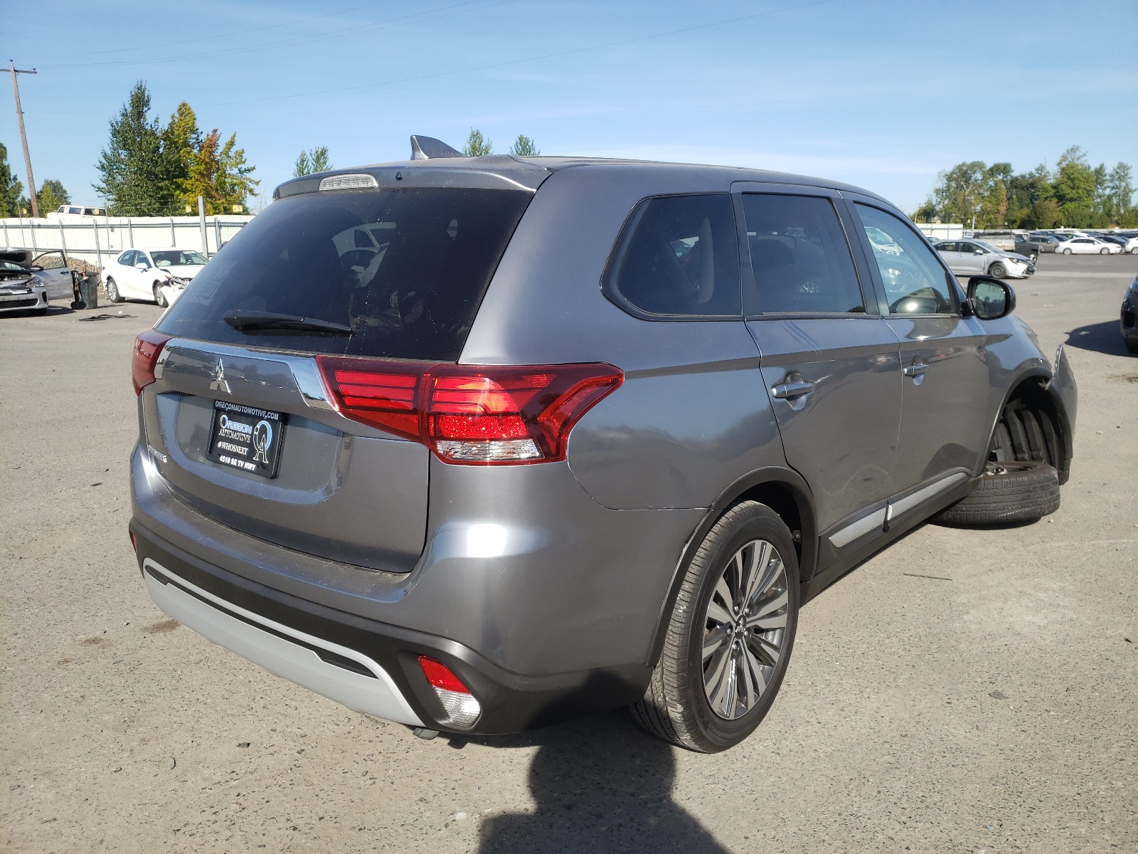 Photo 4 from auction – 2020 MITSUBISHI OUTLANDER with VIN JA4AD2A3XLZ005262
