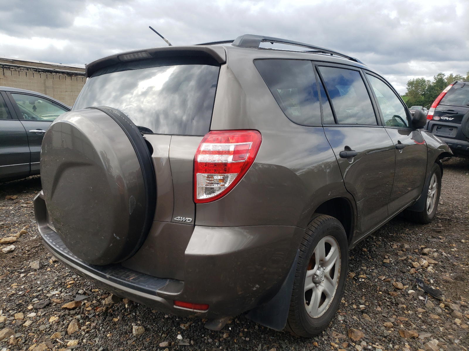 Photo 4 from auction – 2011 TOYOTA RAV4 with VIN 2T3BF4DV6BW149029