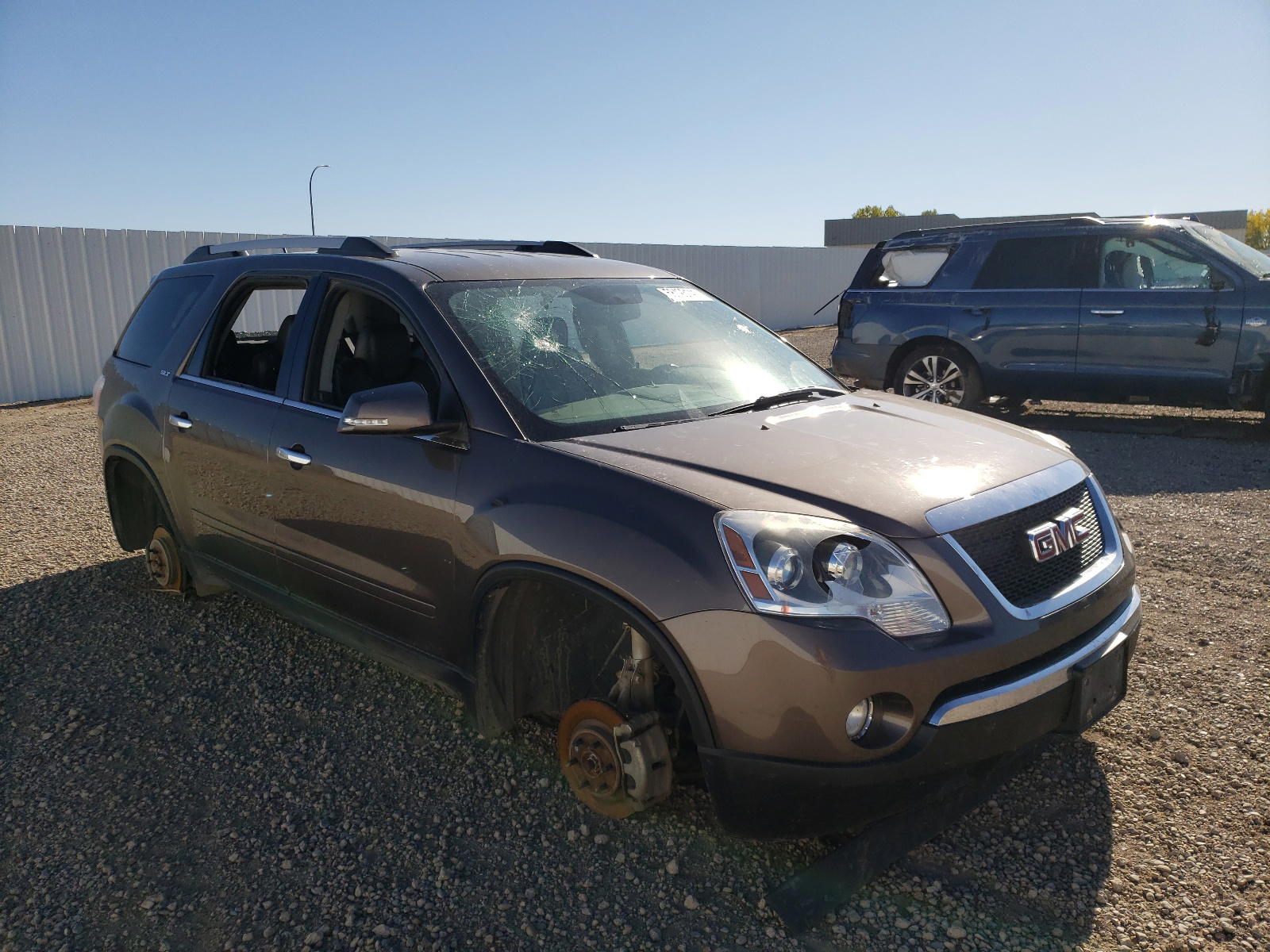 GMC ACADIA SLT 2011 with VIN 1GKKVRED8BJ288796 - Photo from auction