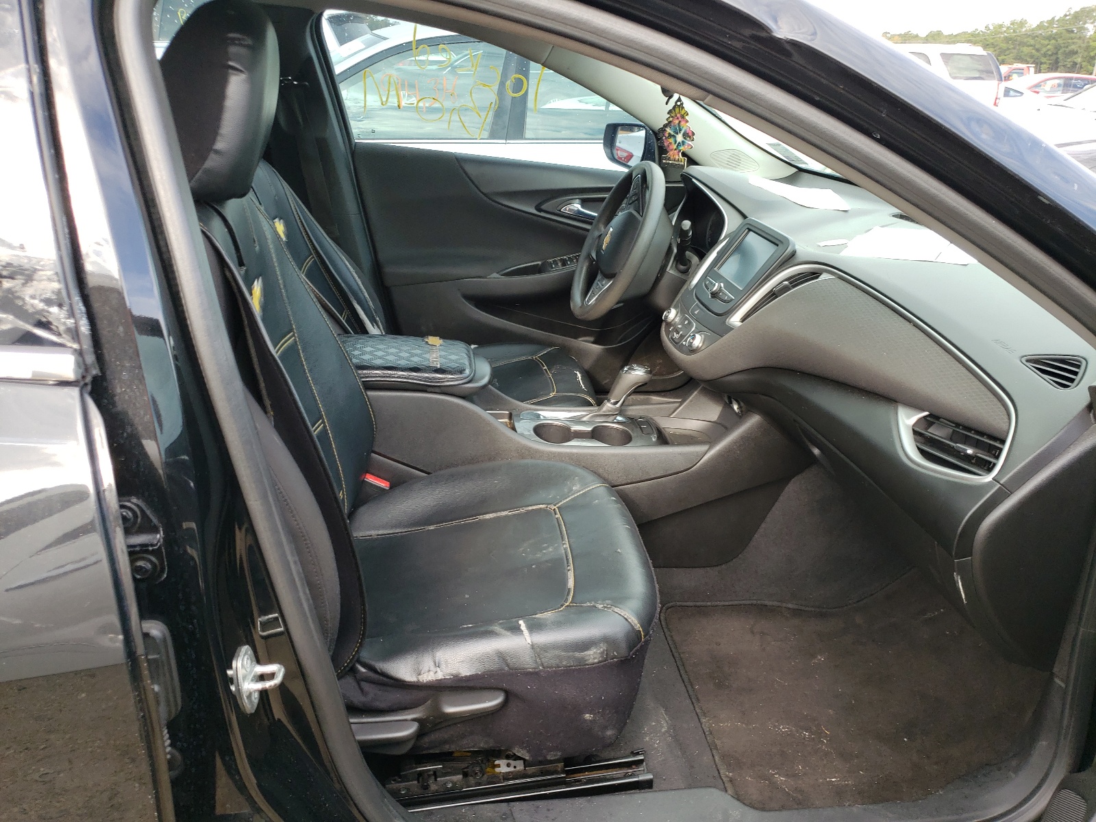 Photo 5 from auction – 2016 CHEVROLET MALIBU LS with VIN 1G1ZB5STXGF209767