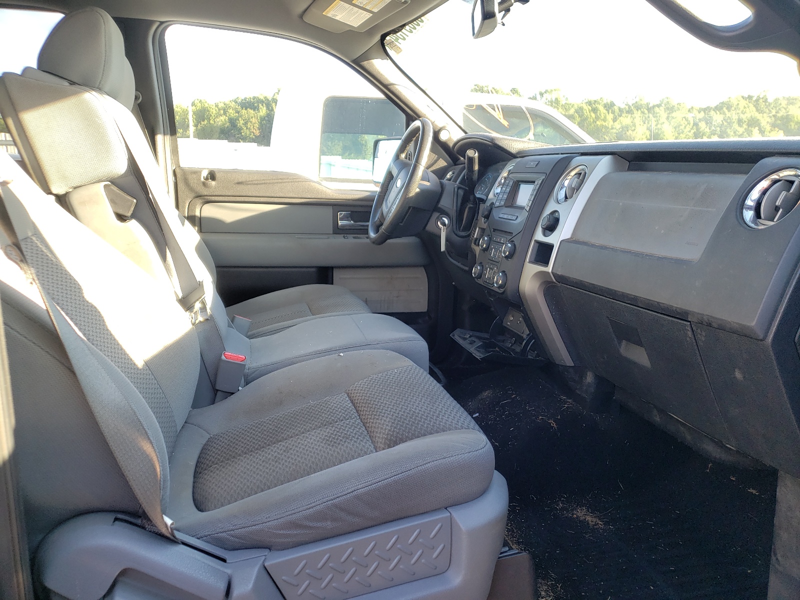 Photo 5 from auction – 2013 FORD F150 SUPER with VIN 1FTFW1ET5DKE01569