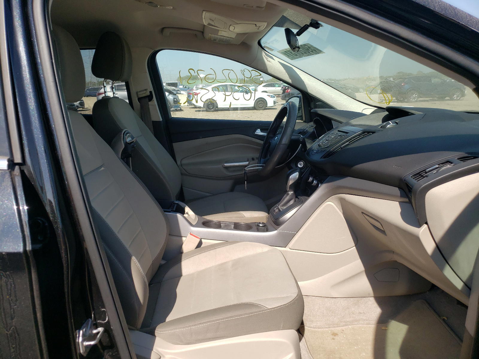 Photo 5 from auction – 2014 FORD ESCAPE SE with VIN 1FMCU0GX9EUC53589