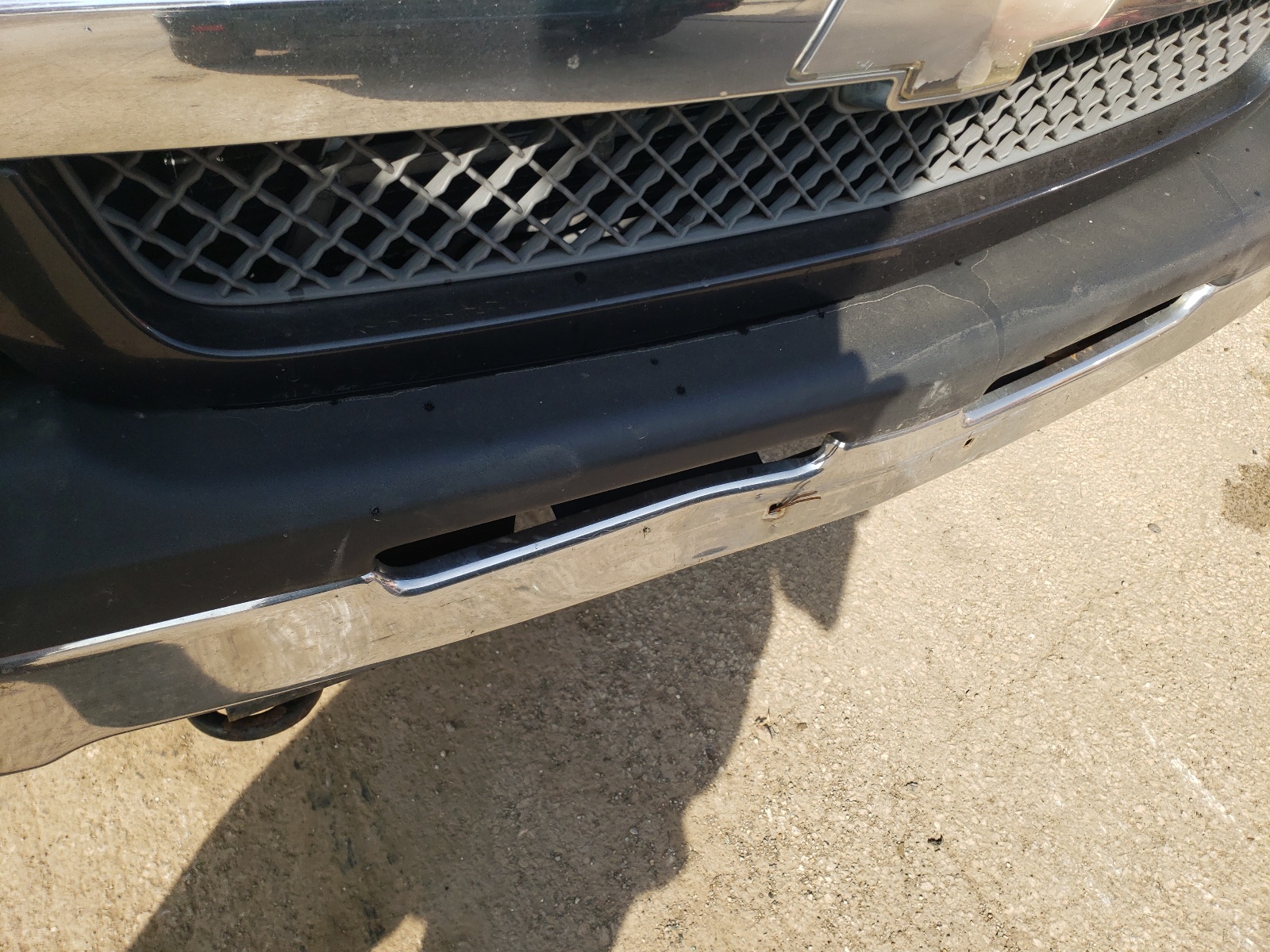 Photo 9 from auction – 2004 CHEVROLET SILVERADO with VIN 1GCEK19T14E141378