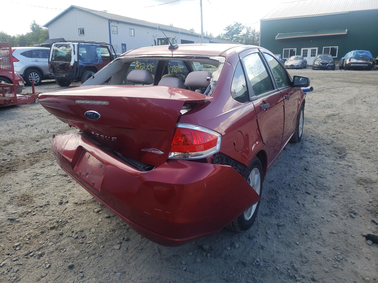 Photo 4 from auction – 2011 FORD FOCUS S with VIN 1FAHP3EN3BW110521
