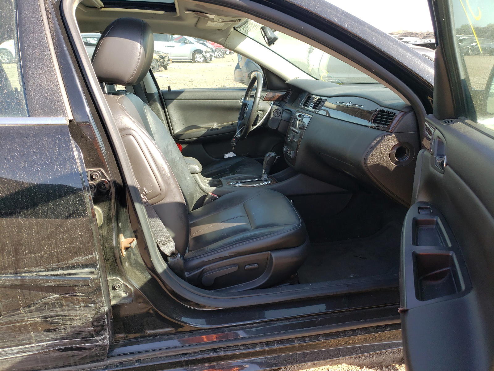 Photo 5 from auction – 2012 CHEVROLET IMPALA LTZ with VIN 2G1WC5E30C1201447