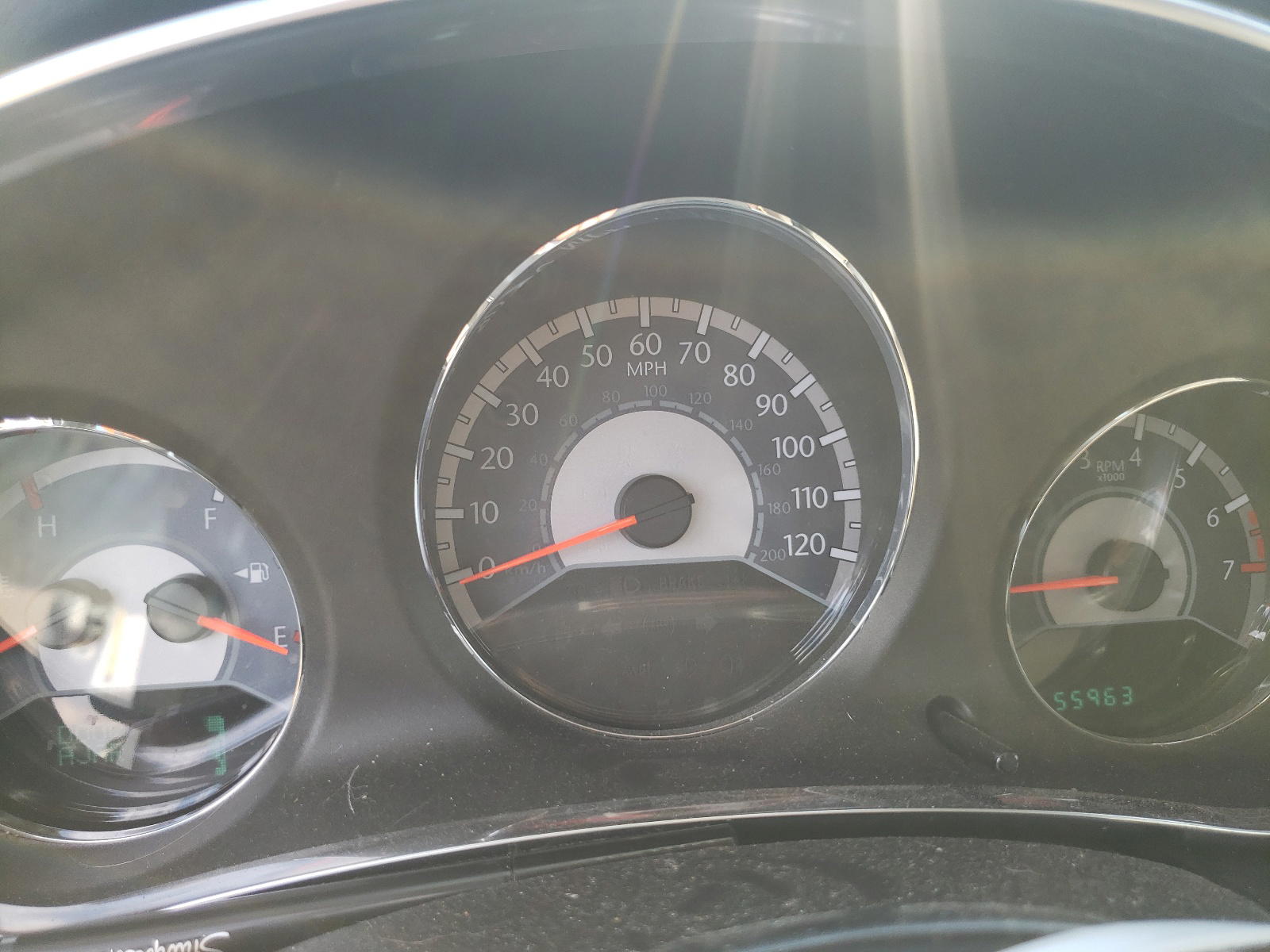 Photo 8 from auction – 2012 CHRYSLER 200 LIMITE with VIN 1C3CCBCG7CN277474