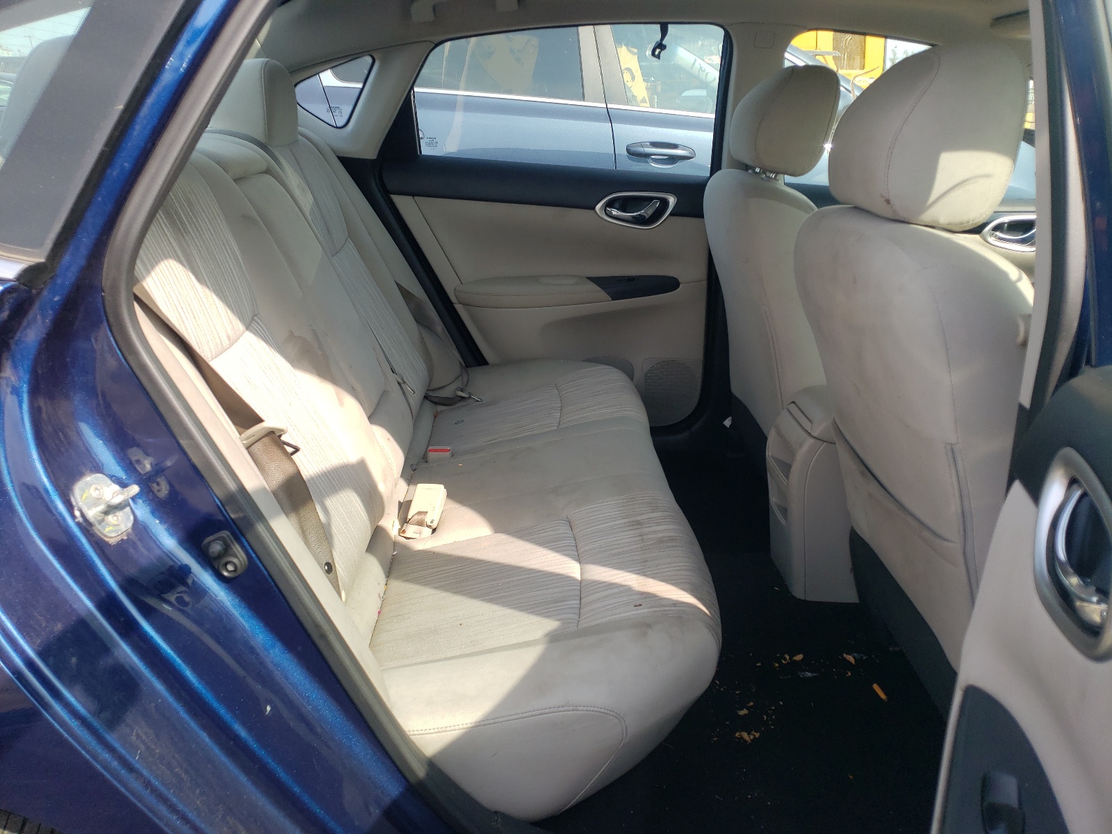 Photo 6 from auction – 2017 NISSAN SENTRA S with VIN 3N1AB7AP5HY329445