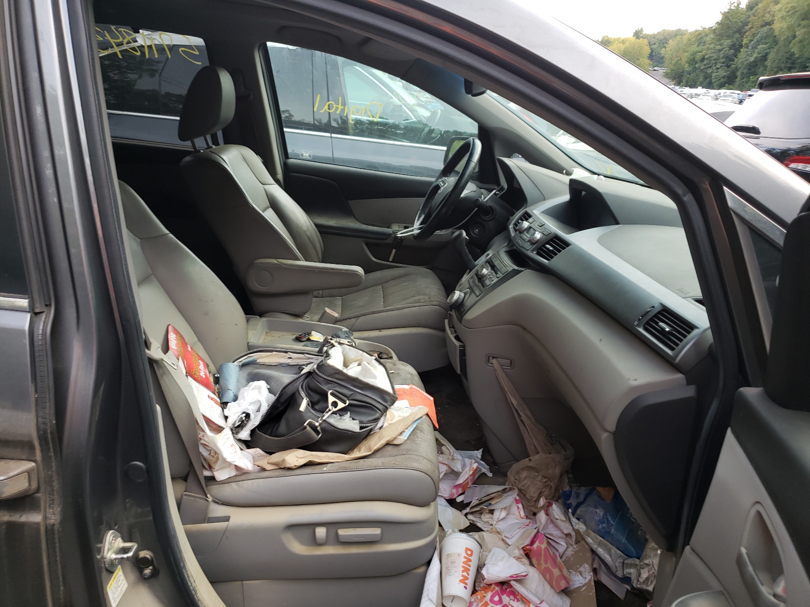 Photo 5 from auction – 2011 HONDA ODYSSEY EX with VIN 5FNRL5H62BB097078