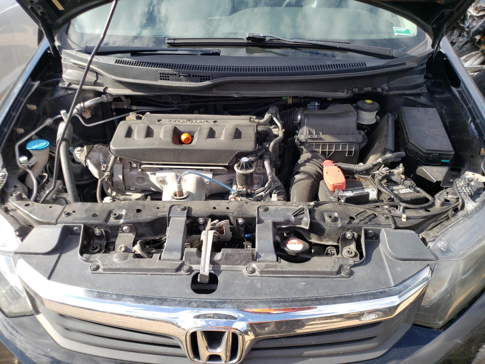Photo 7 from auction – 2012 HONDA CIVIC LX with VIN 19XFB2F57CE051736