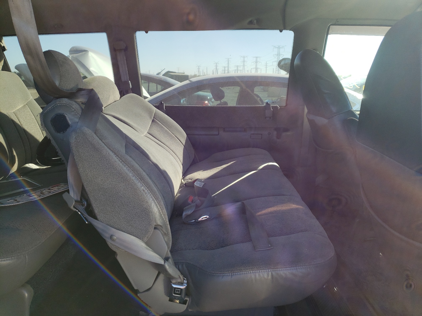 Photo 6 from auction – 2000 CHEVROLET ASTRO with VIN 1GNDM19W8YB208184