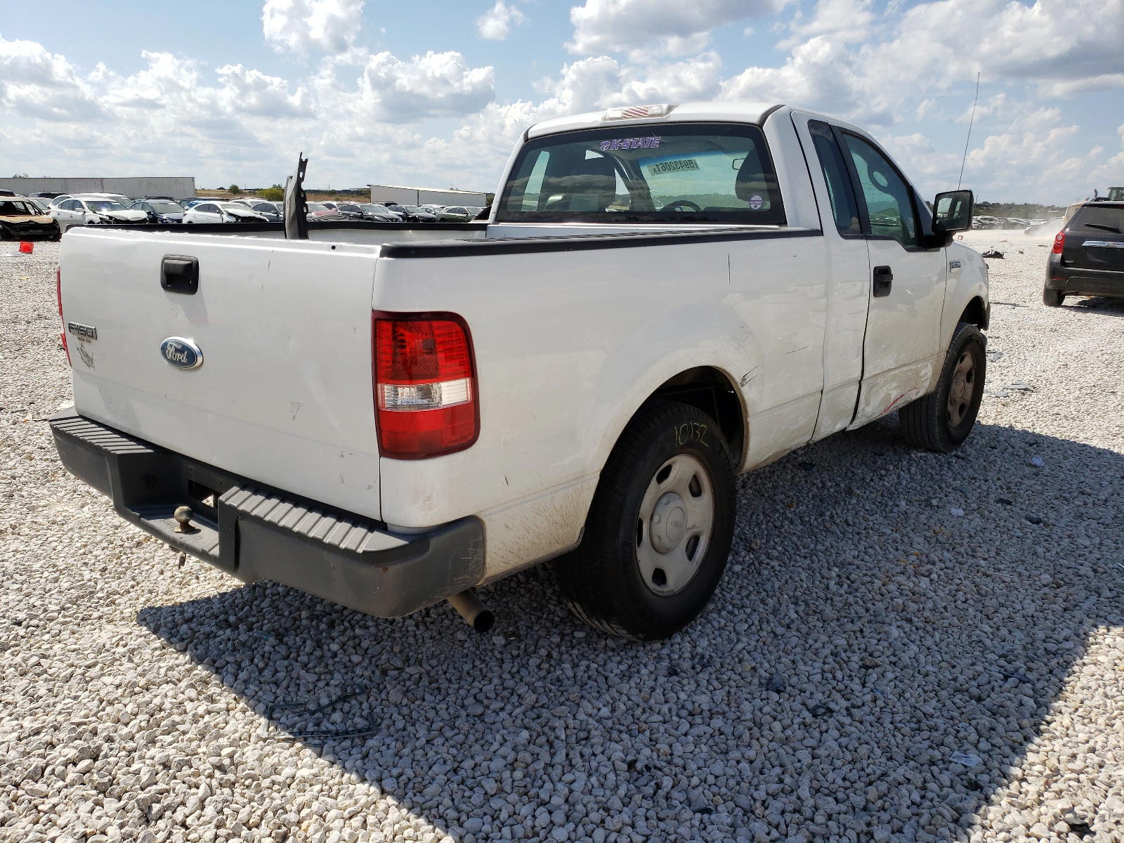 Photo 4 from auction – 2007 FORD F150 with VIN 1FTRF12257NA13415