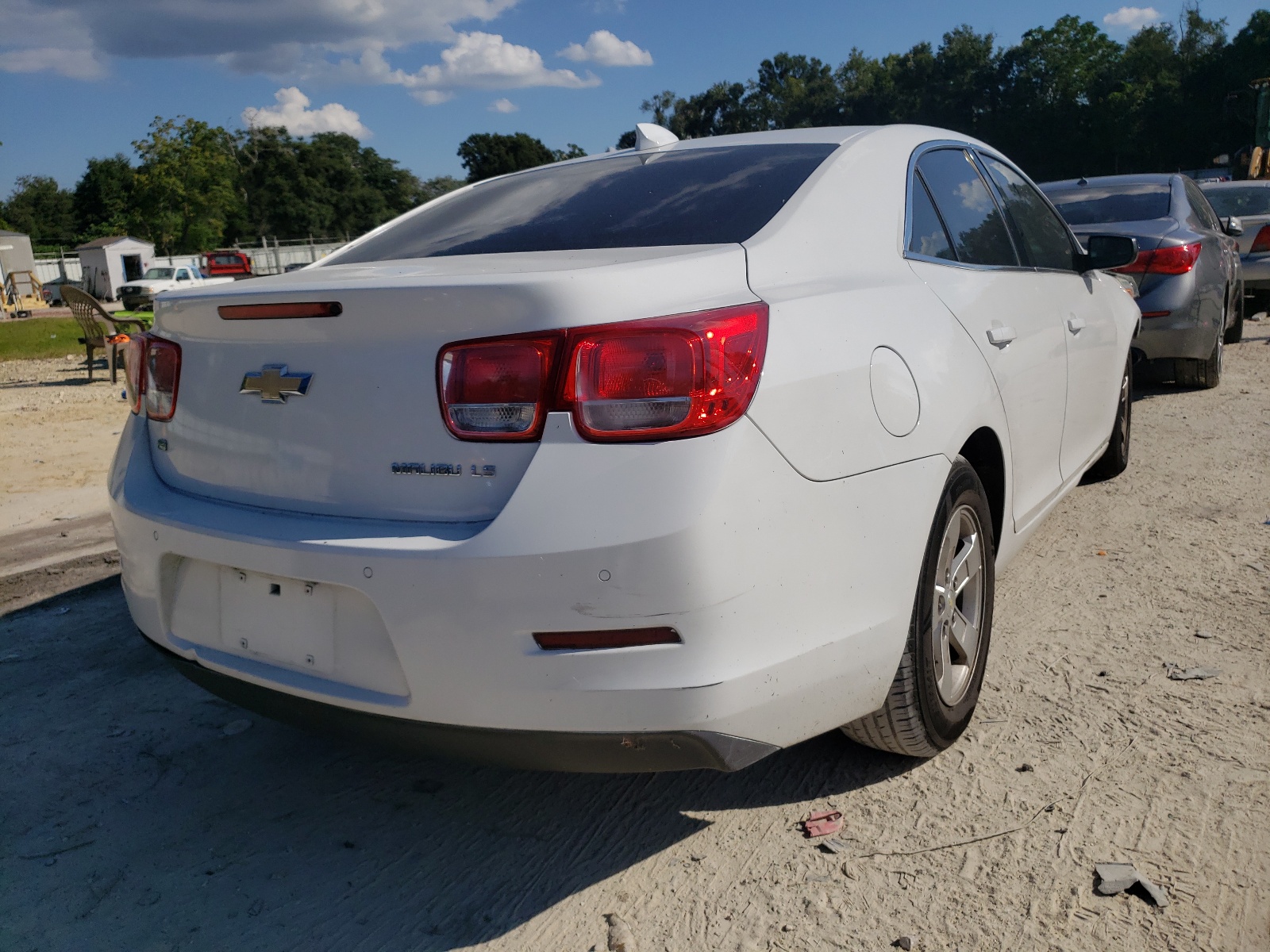 Photo 4 from auction – 2015 CHEVROLET MALIBU LS with VIN 1G11A5SL7FU126419