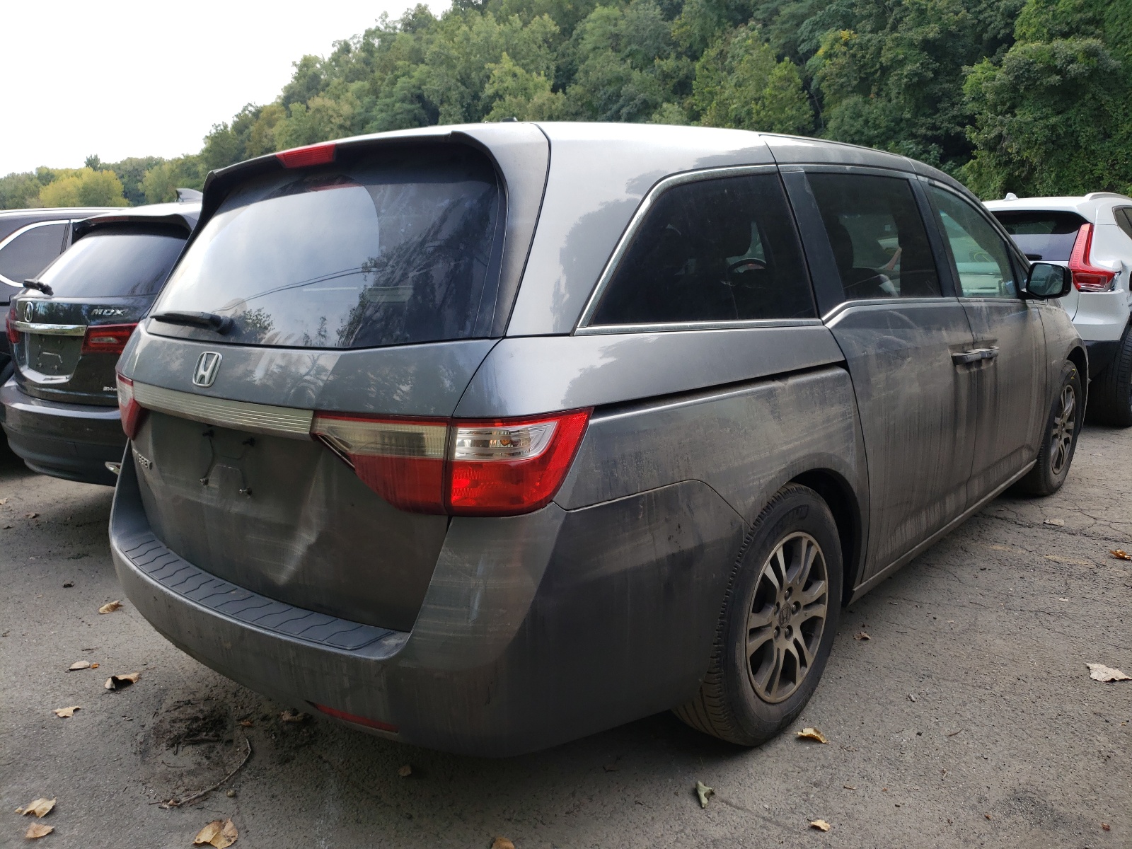 Photo 4 from auction – 2011 HONDA ODYSSEY EX with VIN 5FNRL5H62BB097078