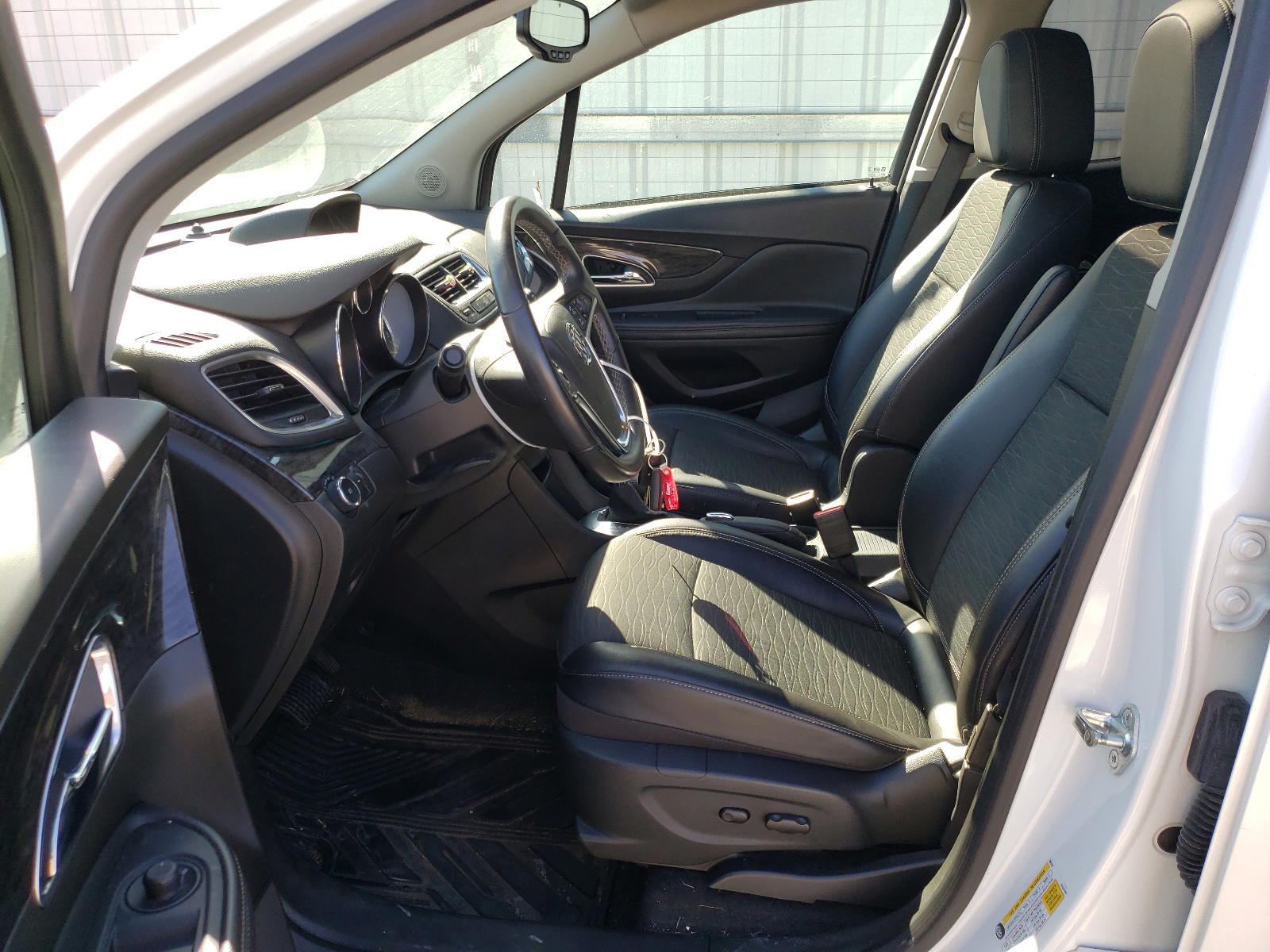 Photo 5 from auction – 2016 BUICK ENCORE SPO with VIN KL4CJ2SM7GB638261