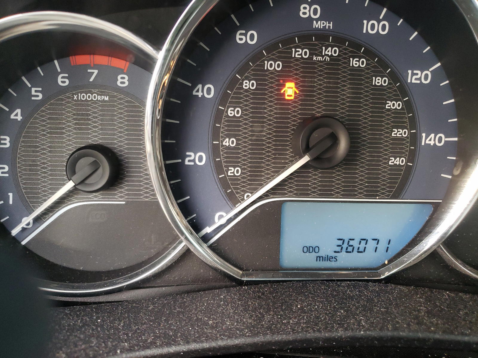 Photo 8 from auction – 2015 TOYOTA COROLLA L with VIN 5YFBURHE1FP295657