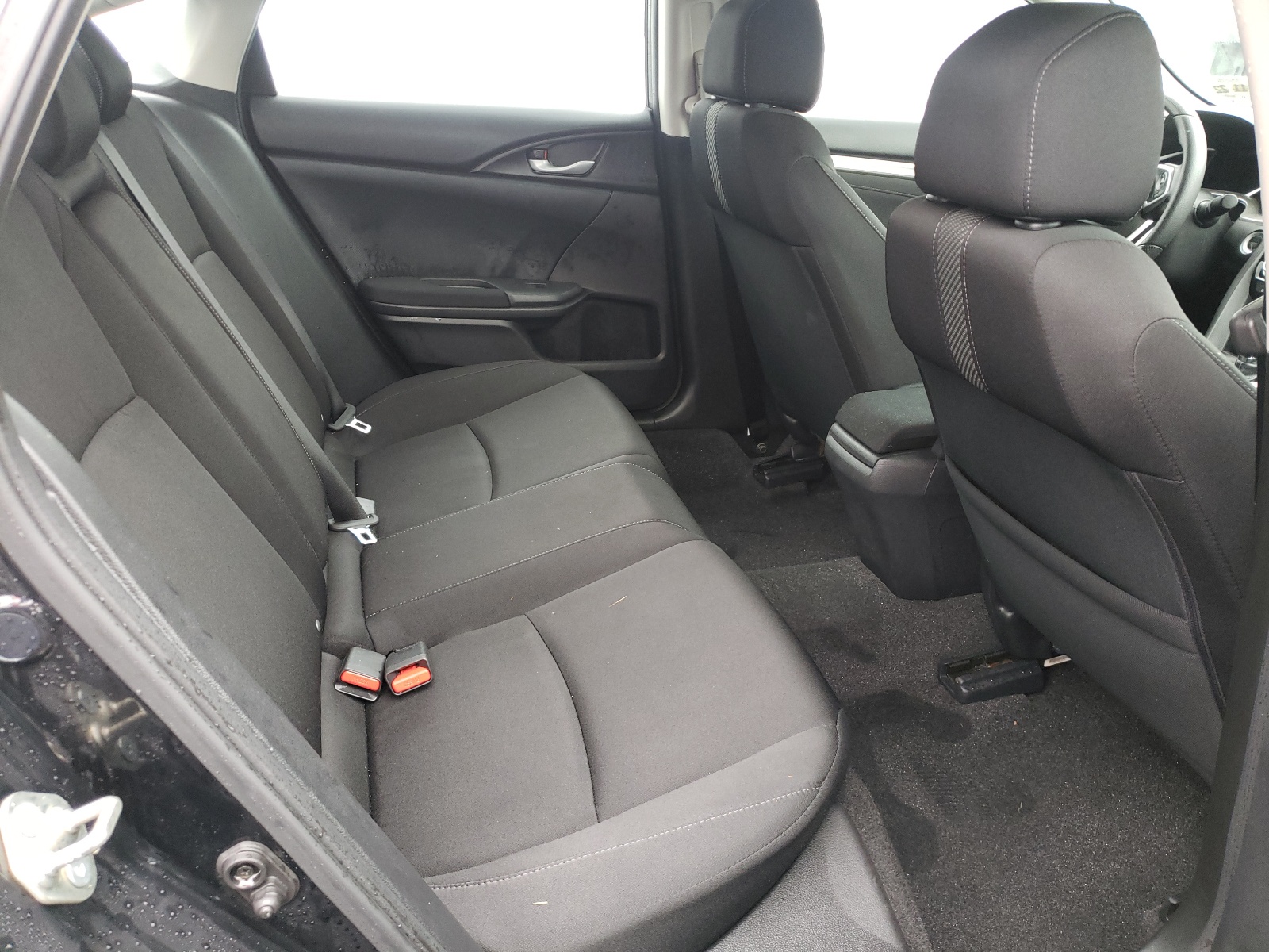 Photo 6 from auction – 2017 HONDA CIVIC EX with VIN 19XFC1F36HE203647
