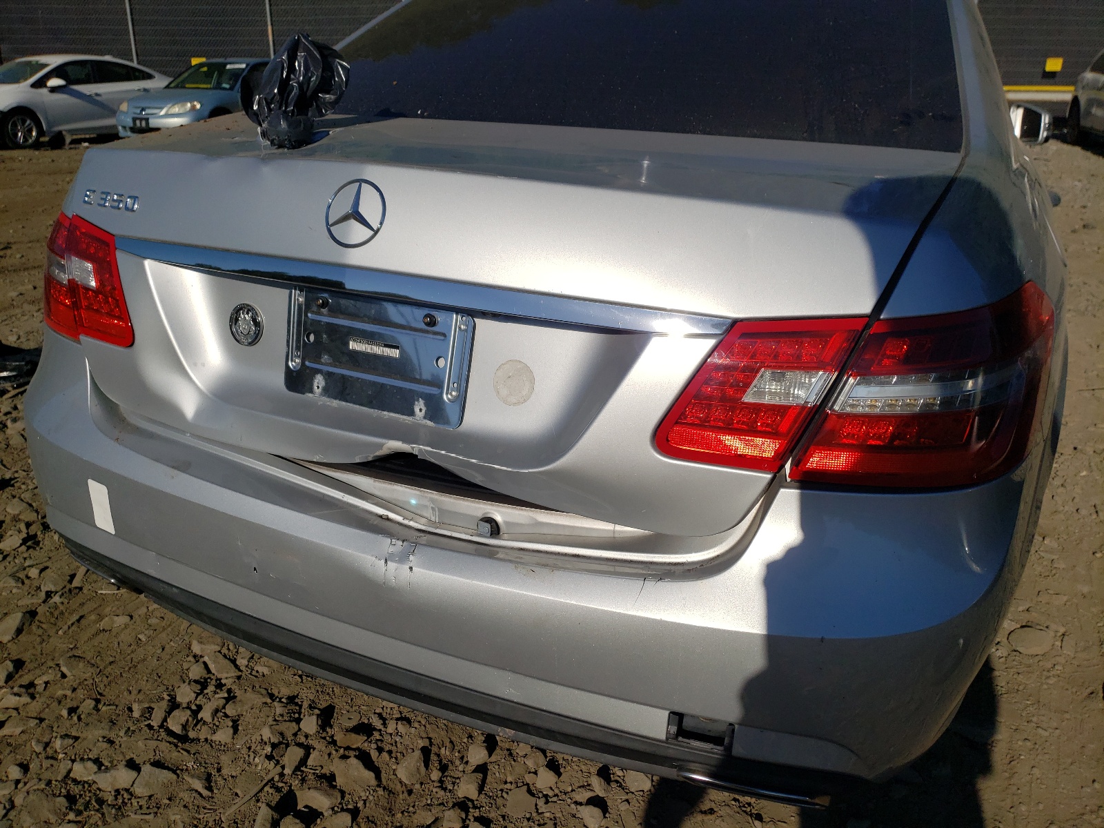 Photo 9 from auction – 2010 MERCEDES-BENZ E 350 with VIN WDDHF5GB2AA032259