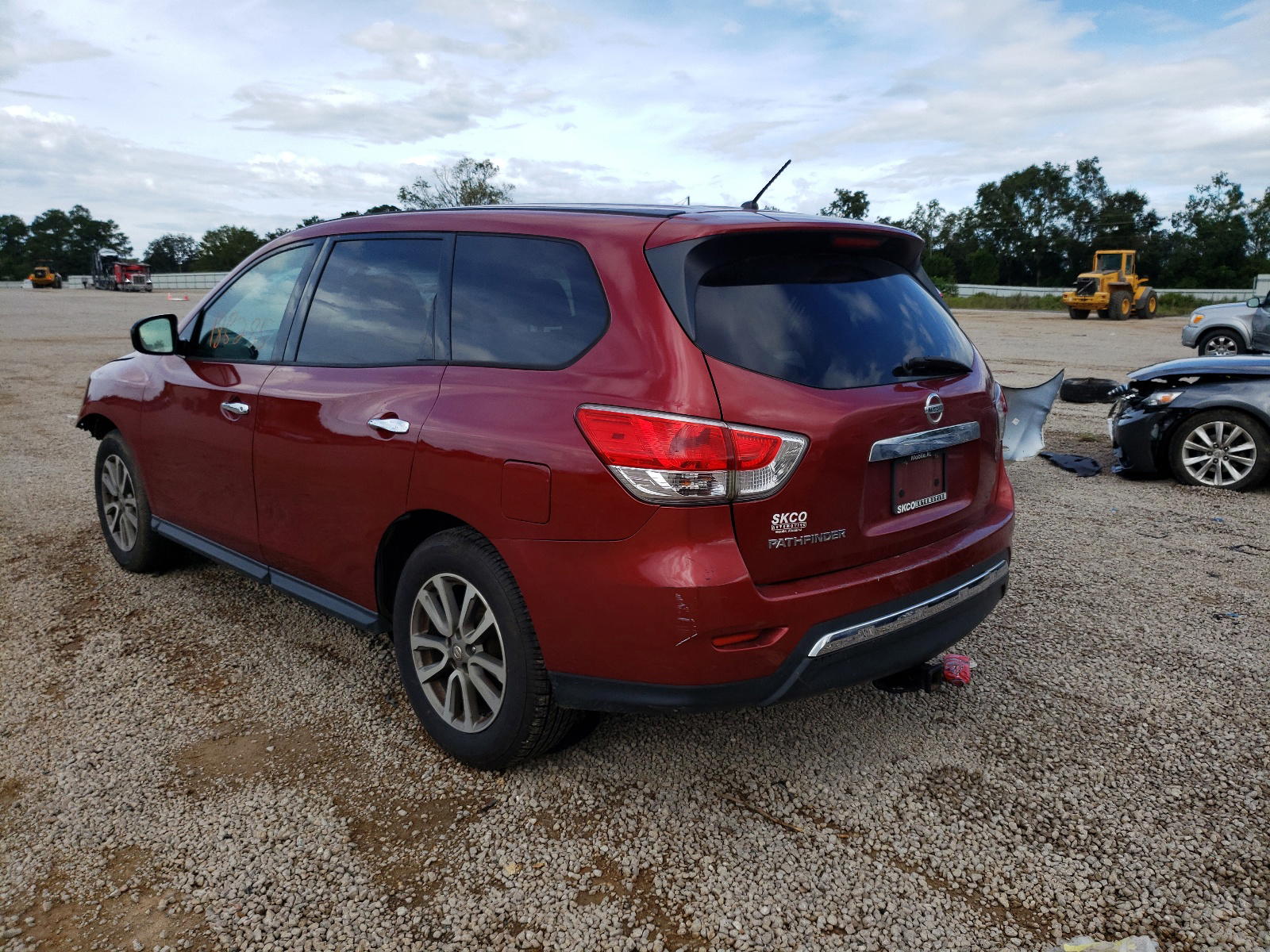 Photo 3 from auction – 2014 NISSAN PATHFINDER with VIN 5N1AR2MN5EC678305