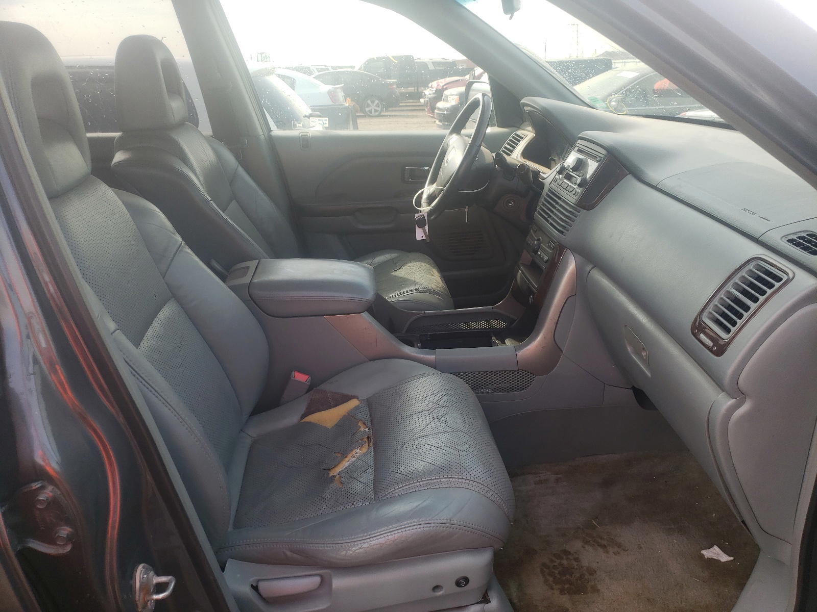 Photo 5 from auction – 2003 HONDA PILOT EXL with VIN 2HKYF18573H523725