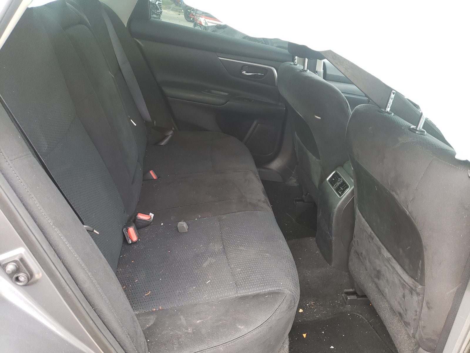 Photo 6 from auction – 2015 NISSAN ALTIMA 2.5 with VIN 1N4AL3AP4FC483823