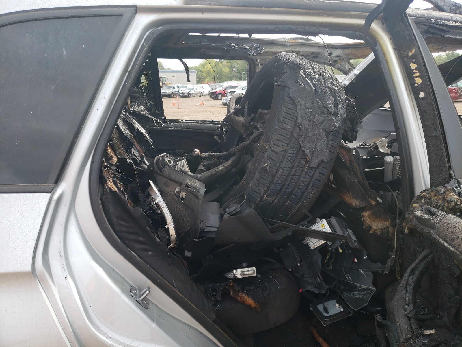 Photo 6 from auction – 2013 BMW X5 XDRIVE3 with VIN 5UXZV4C52D0G51466