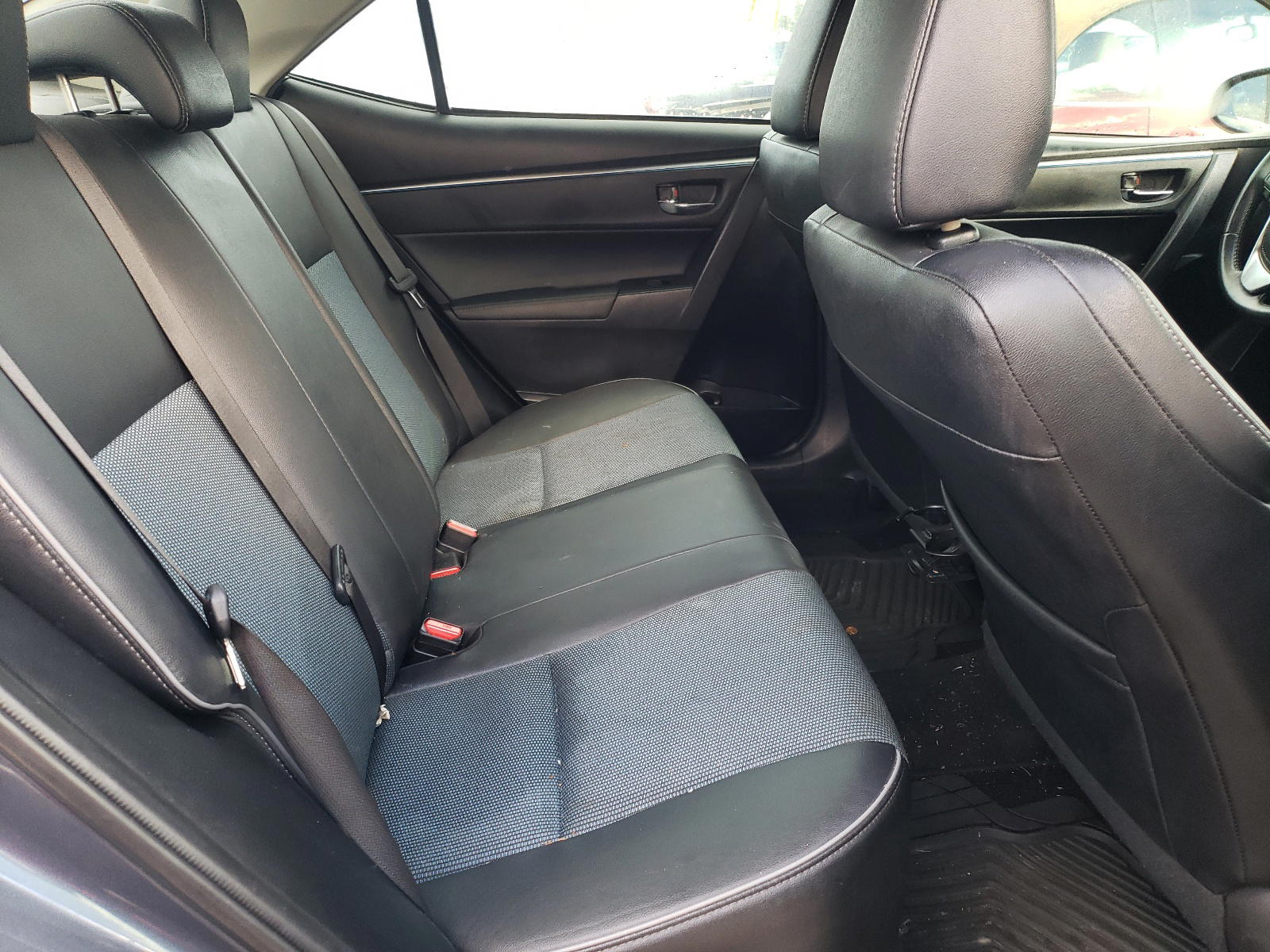Photo 6 from auction – 2014 TOYOTA COROLLA L with VIN 2T1BURHE2EC139044