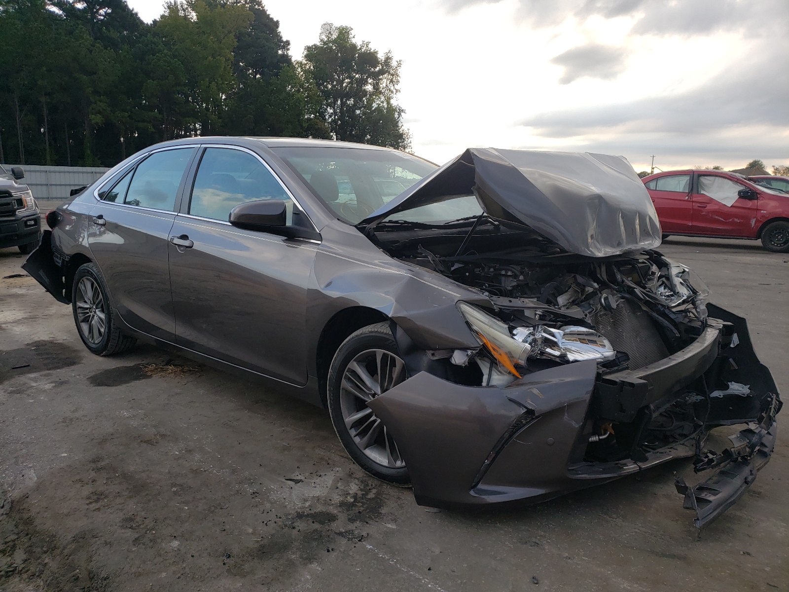 Photo 1 from auction – 2016 TOYOTA CAMRY LE with VIN 4T1BF1FK6GU216116
