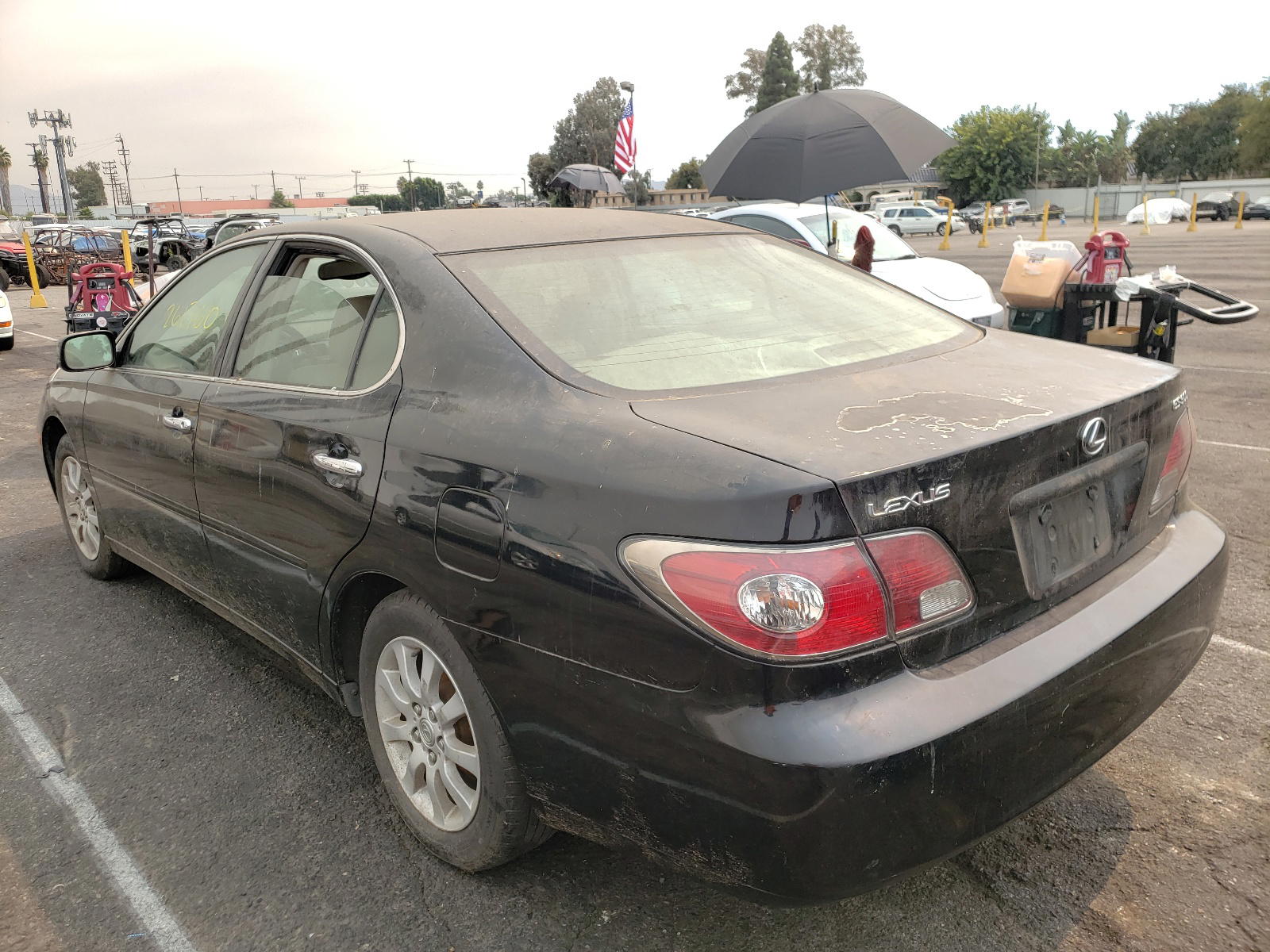 Photo 3 from auction – 2003 LEXUS ES 300 with VIN JTHBF30G230111237