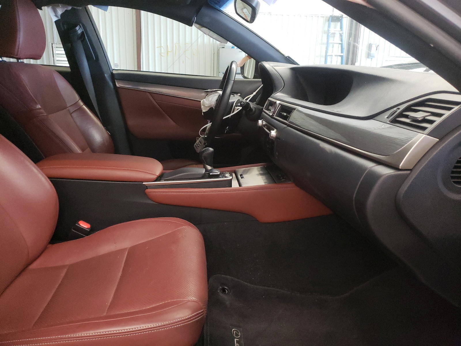 Photo 5 from auction – 2014 LEXUS GS 350 with VIN JTHBE1BL0E5039901