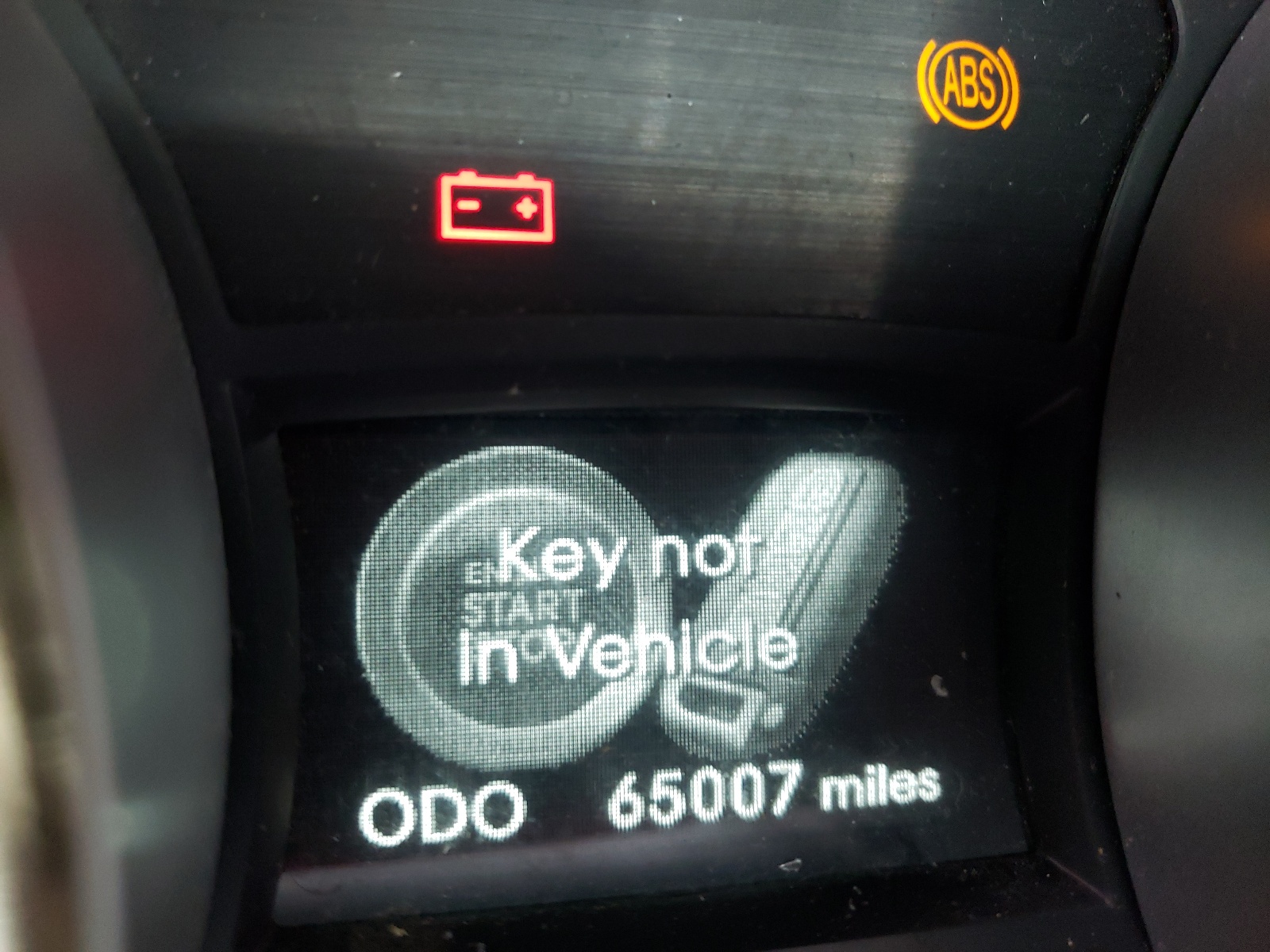 Photo 8 from auction – 2013 HYUNDAI SONATA SE with VIN 5NPEC4AC0DH678849