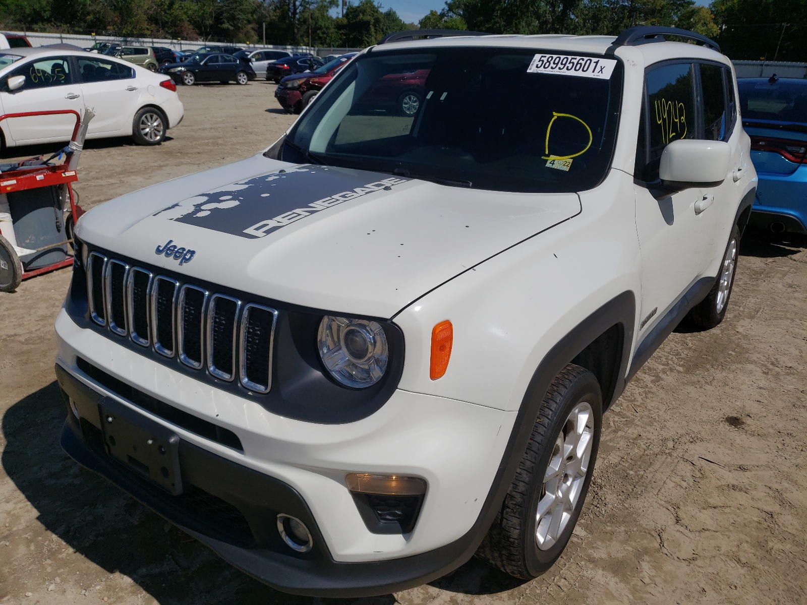 Photo 2 from auction – 2019 JEEP RENEGADE L with VIN ZACNJBBB3KPK00930