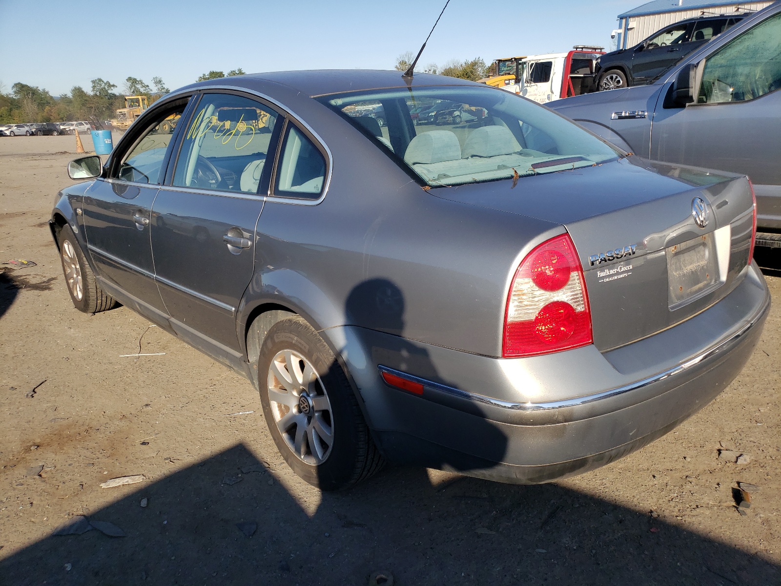 Photo 3 from auction – 2002 VOLKSWAGEN PASSAT GLS with VIN WVWPD63B12P442735