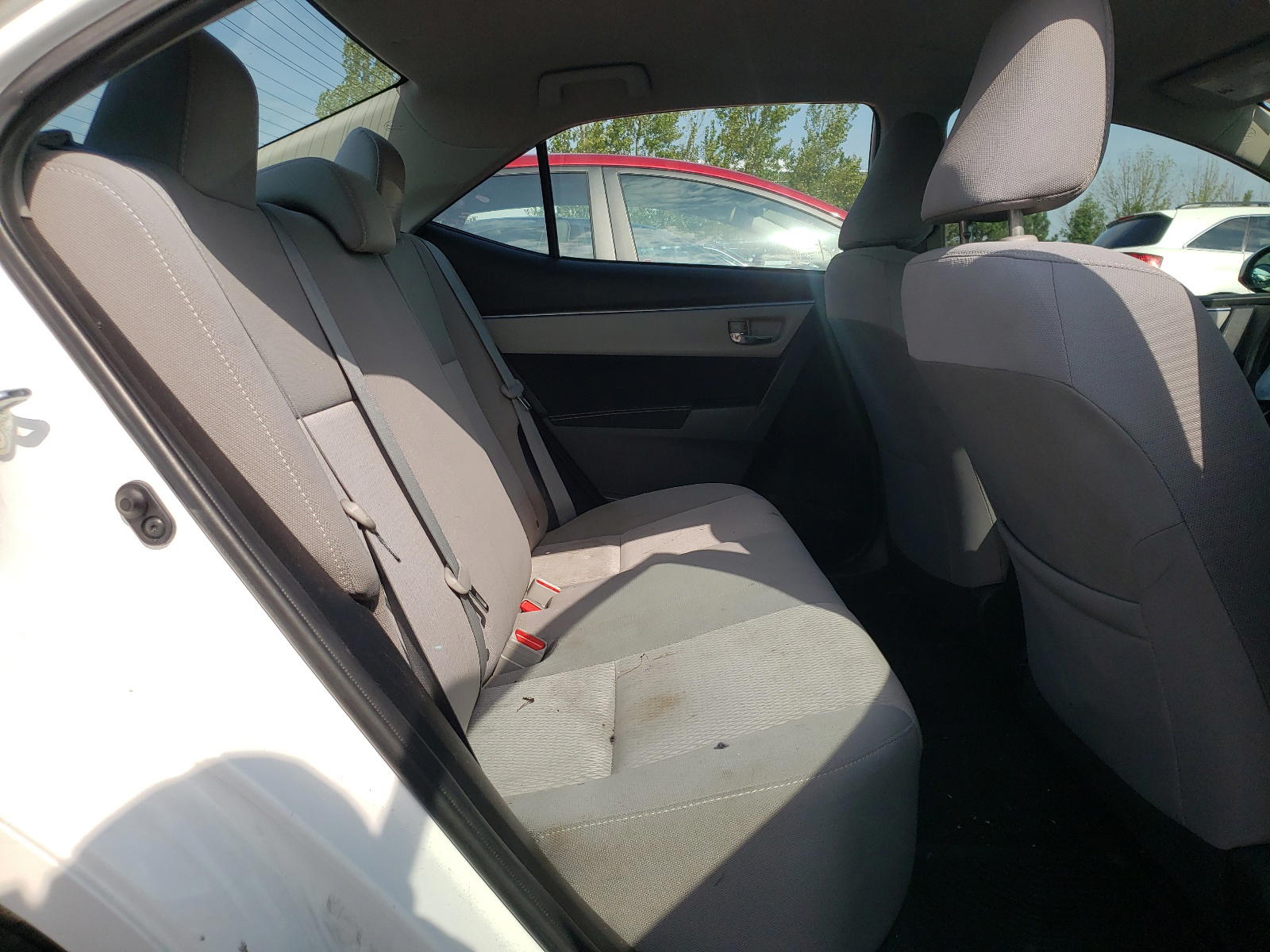 Photo 6 from auction – 2014 TOYOTA COROLLA L with VIN 2T1BURHE3EC013629