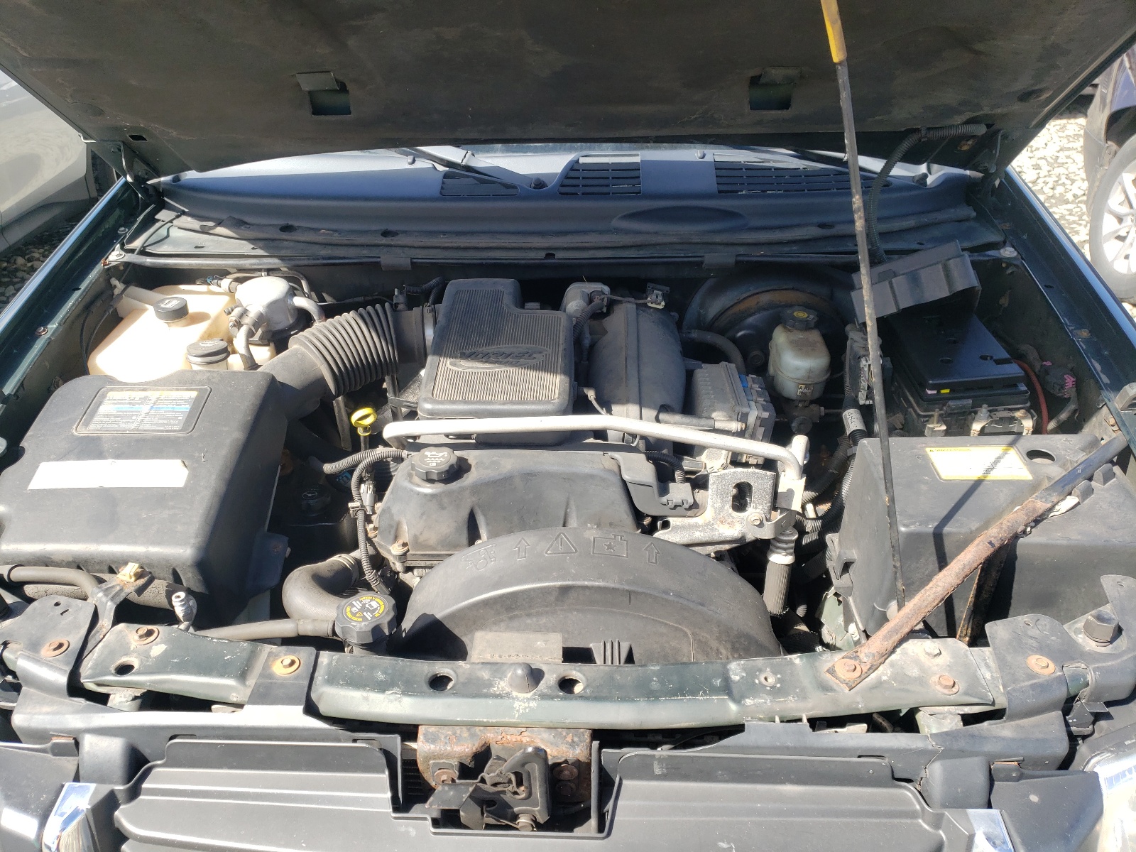 Photo 7 from auction – 2004 GMC ENVOY XL with VIN 1GKET16S746226247