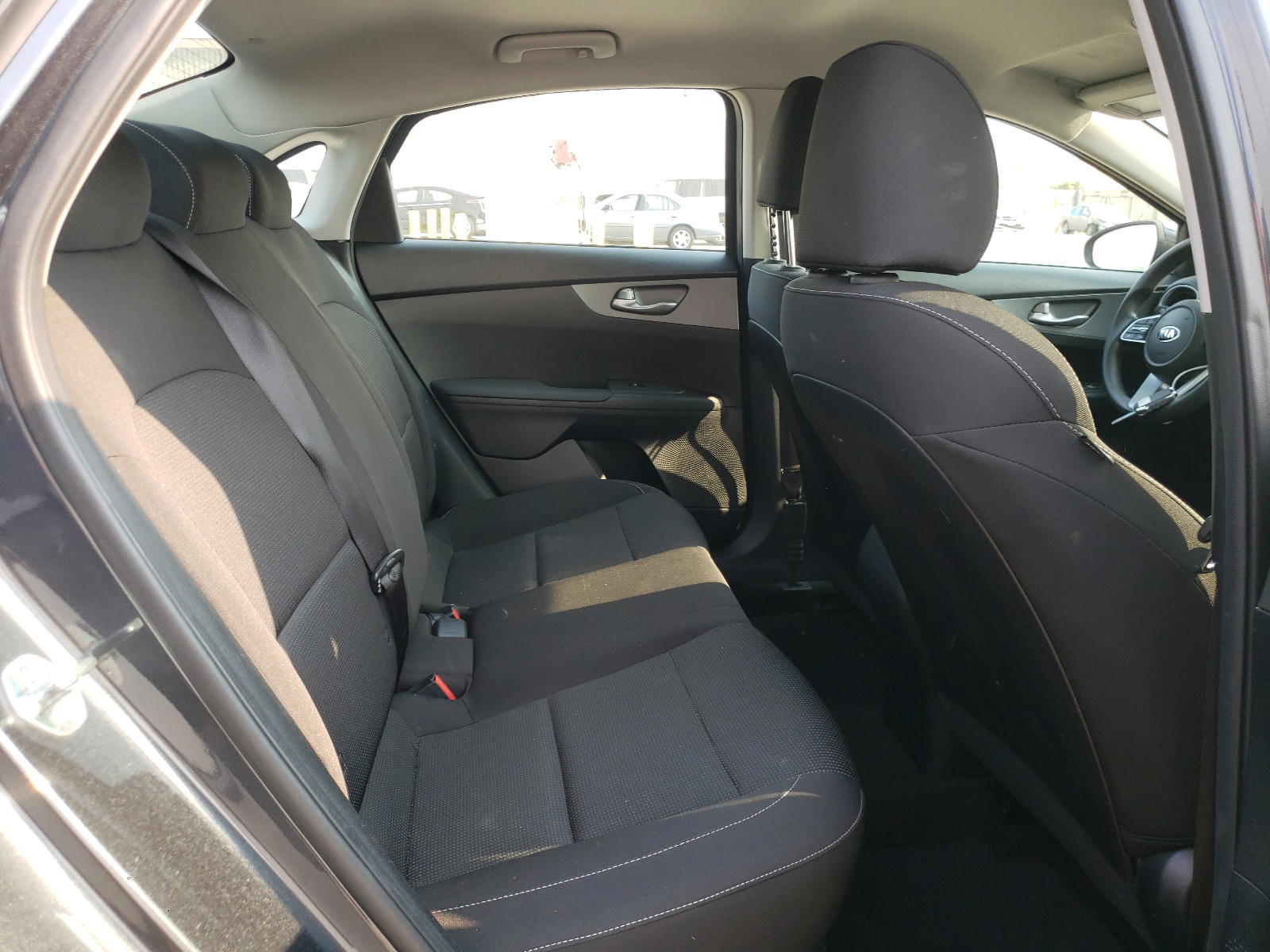 Photo 6 from auction – 2019 KIA FORTE FE with VIN 3KPF24AD2KE093367