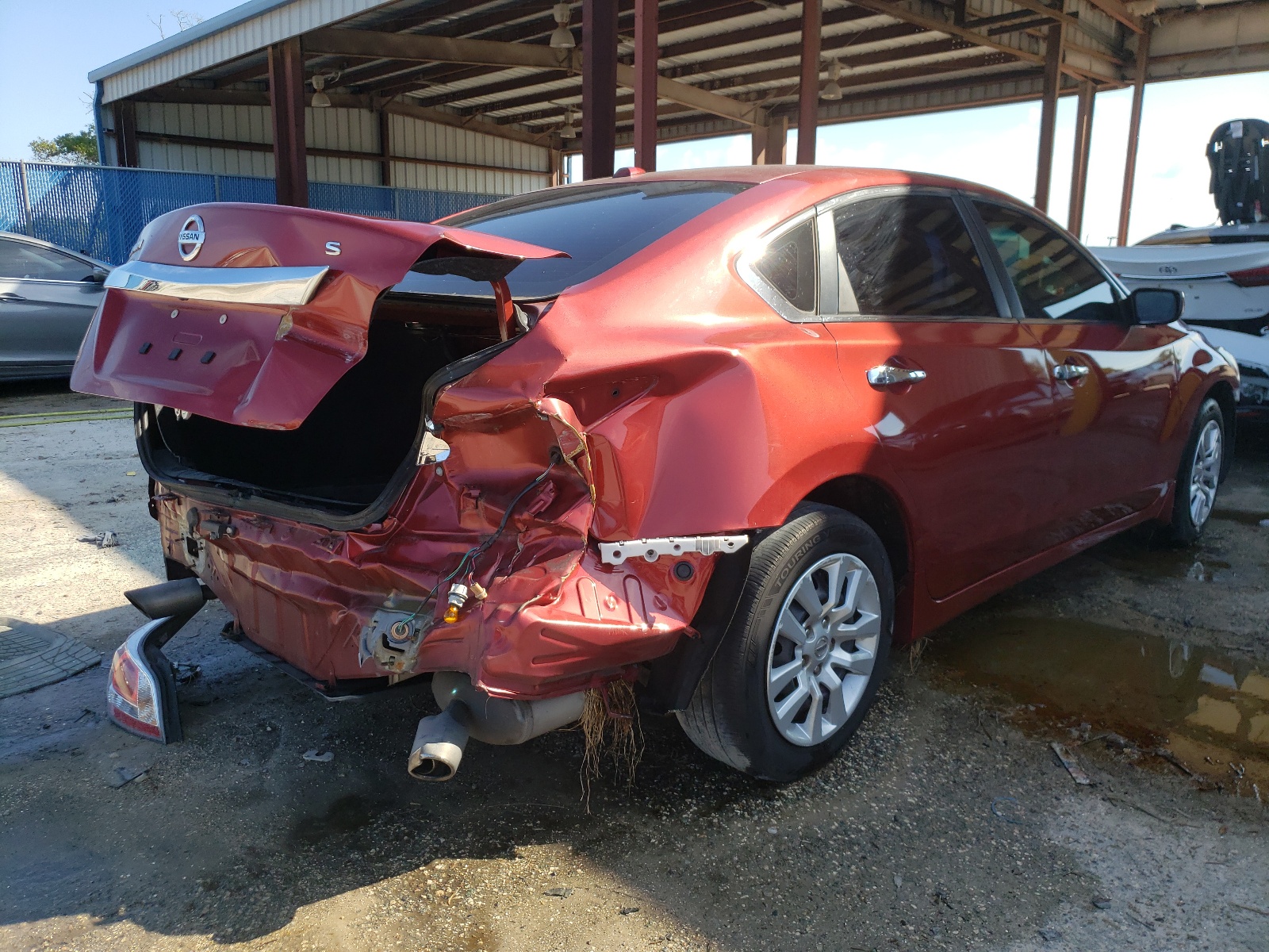 Photo 4 from auction – 2015 NISSAN ALTIMA 2.5 with VIN 1N4AL3AP4FC264747