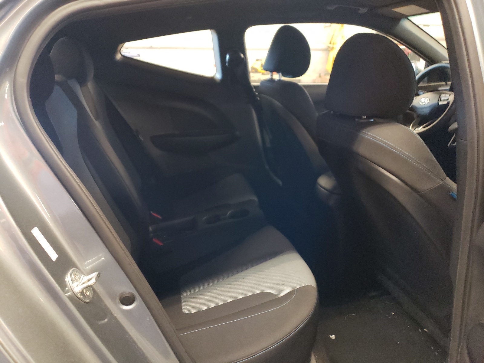 Photo 6 from auction – 2019 HYUNDAI VELOSTER B with VIN KMHTG6AF2KU016769