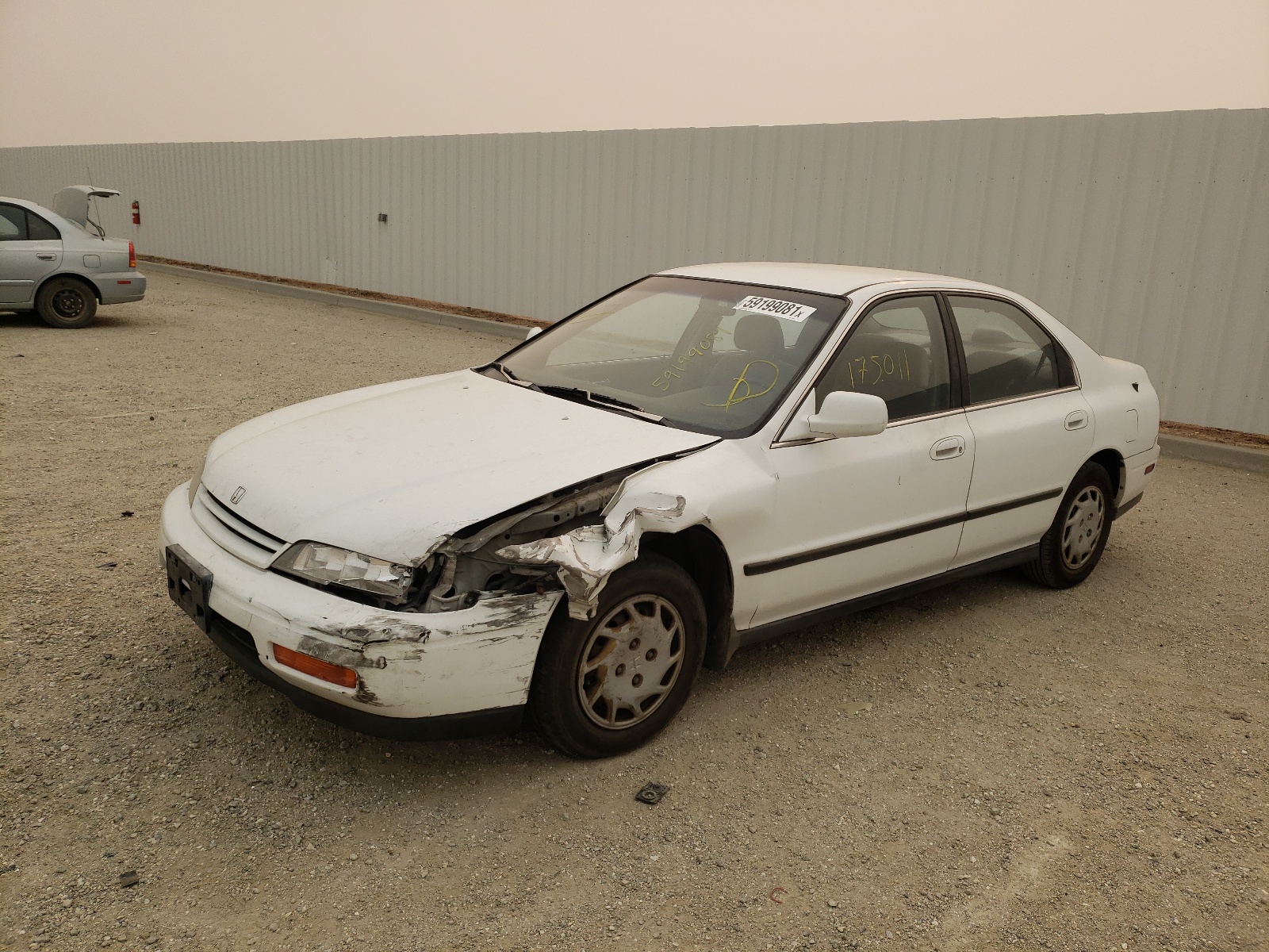 Photo 2 from auction – 1994 HONDA ACCORD LX with VIN JHMCD5630RC035289
