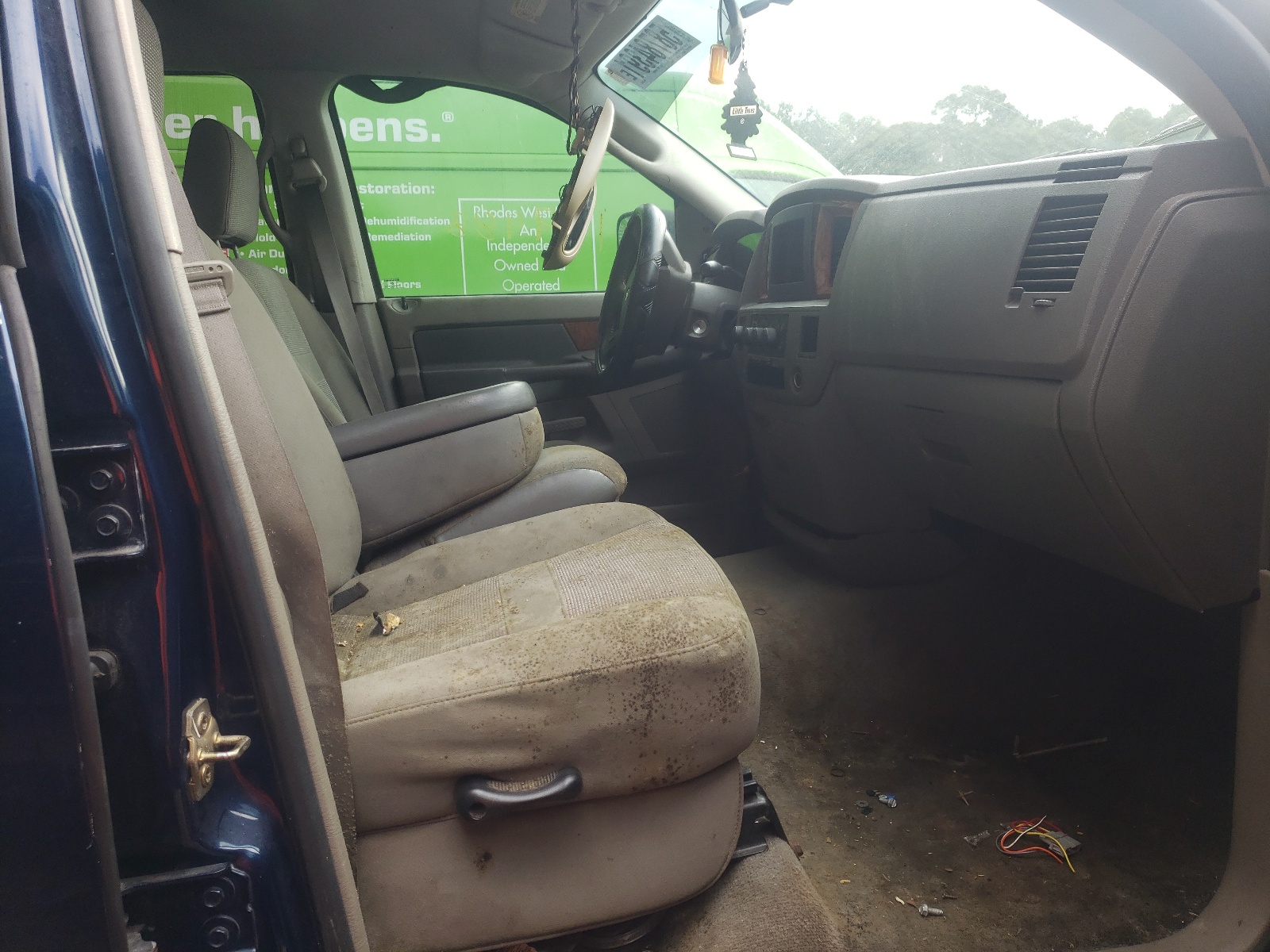 Photo 5 from auction – 2006 DODGE RAM 1500 S with VIN 1D7HU18266J102544